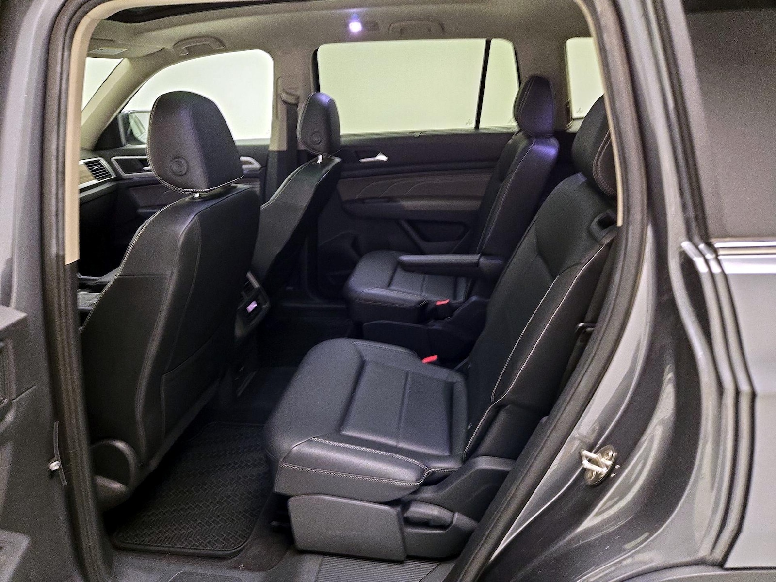 2021 Volkswagen Atlas SEL - Photo 20