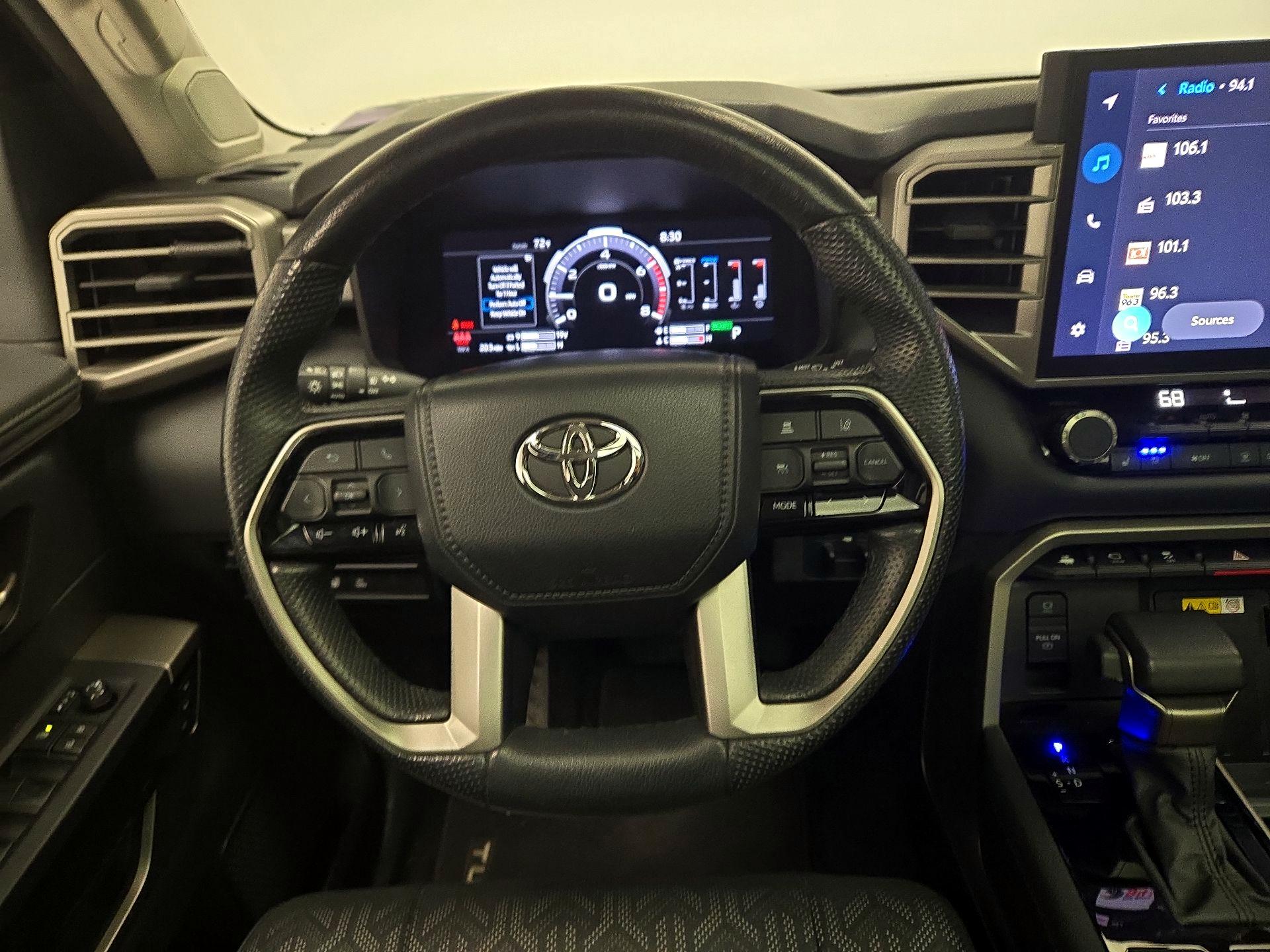 Thumbnail: 2024 Toyota Tundra - 10