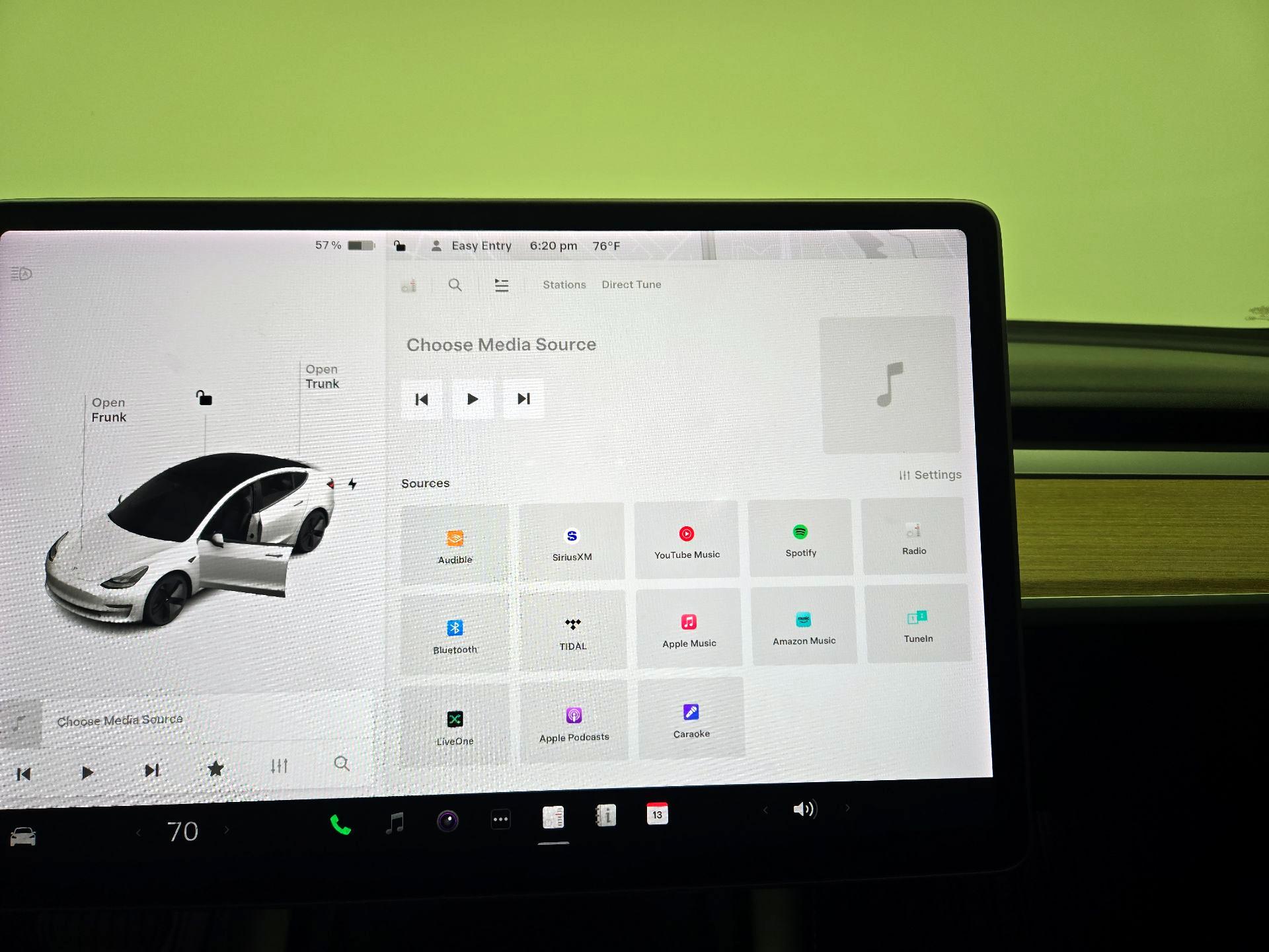 Thumbnail: 2021 Tesla Model 3 - 15