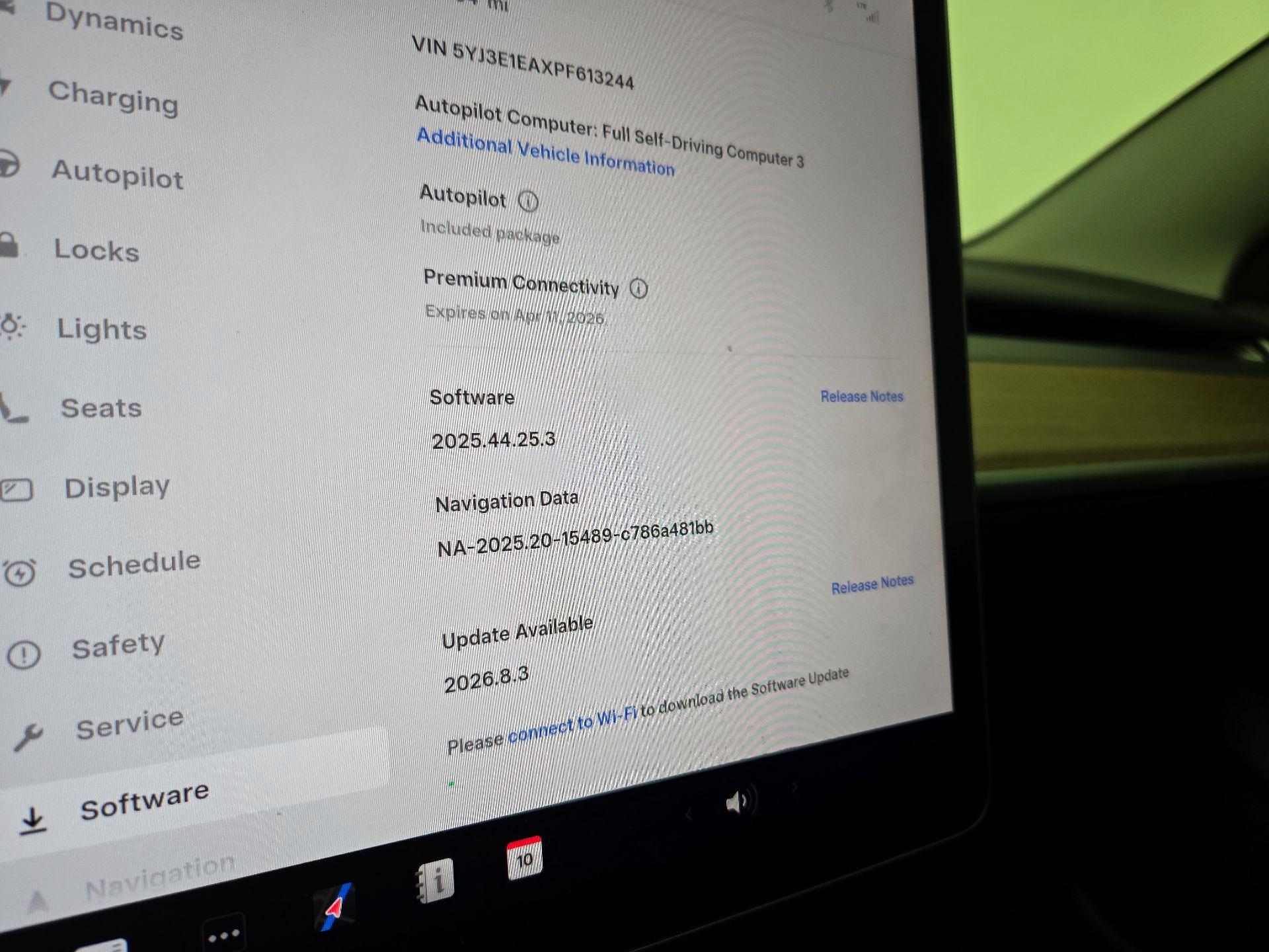 Thumbnail: 2023 Tesla Model 3 - 13