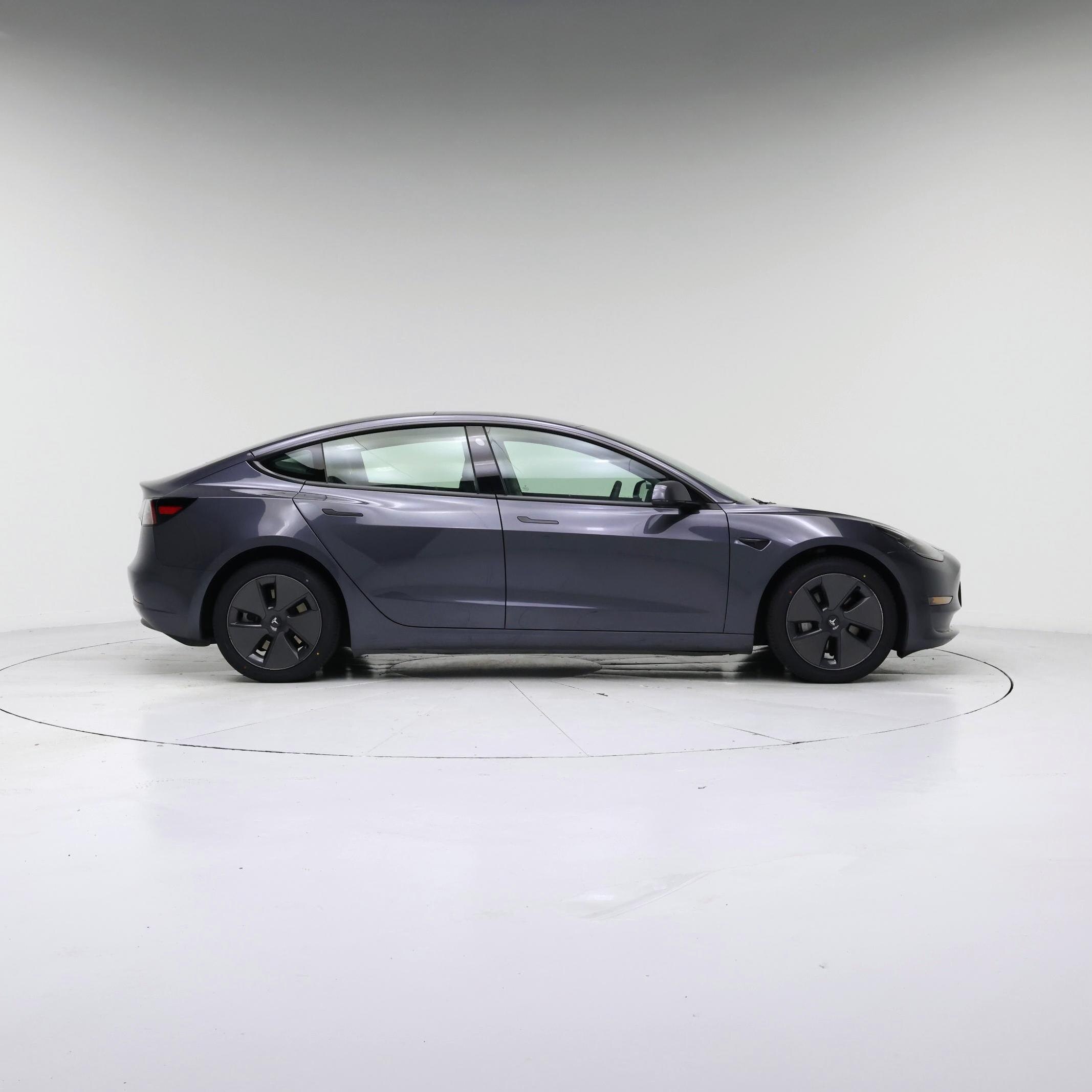Thumbnail: 2023 Tesla Model 3 - 7