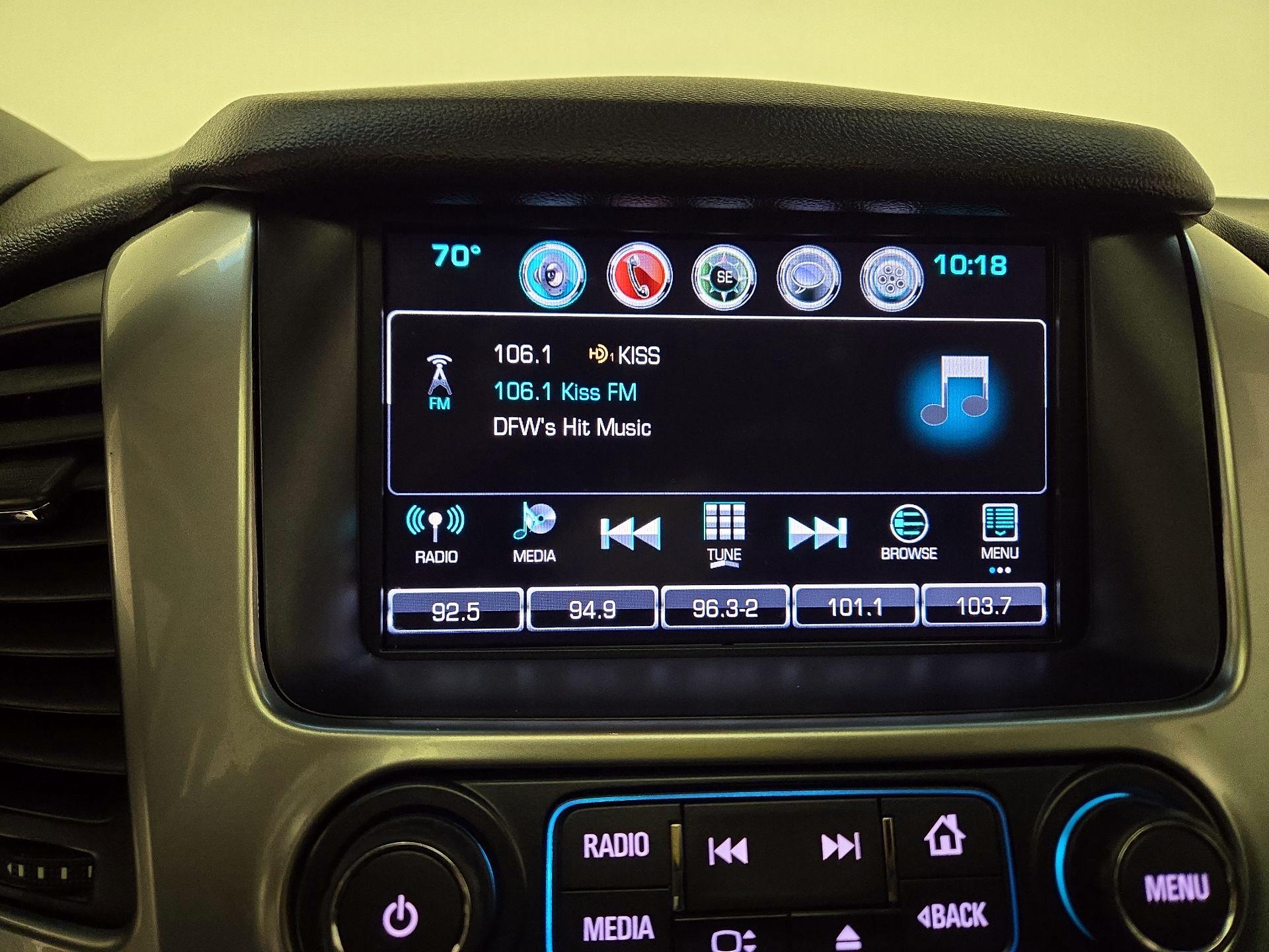 Thumbnail: 2017 Chevrolet Tahoe - 16