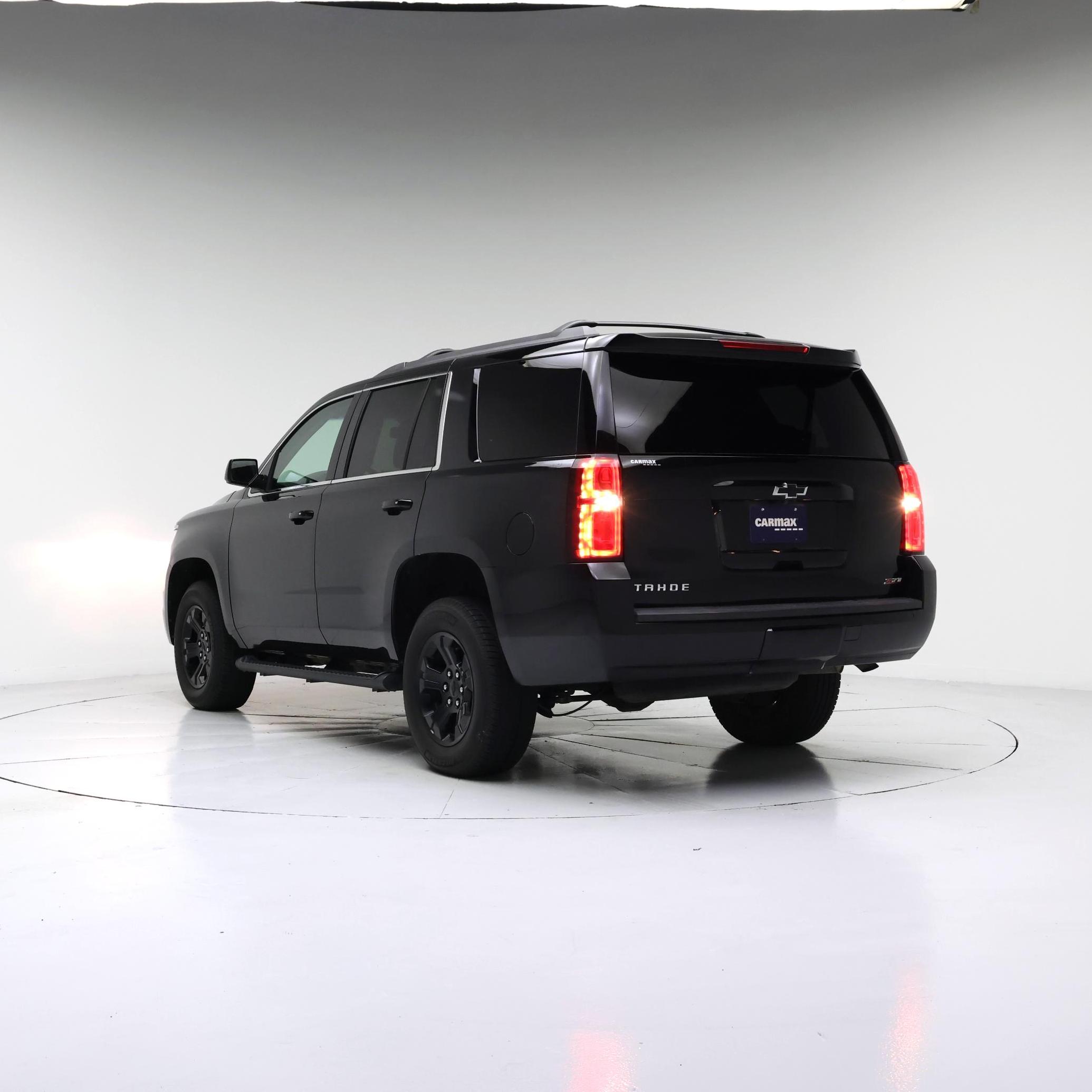 Thumbnail: 2017 Chevrolet Tahoe - 2