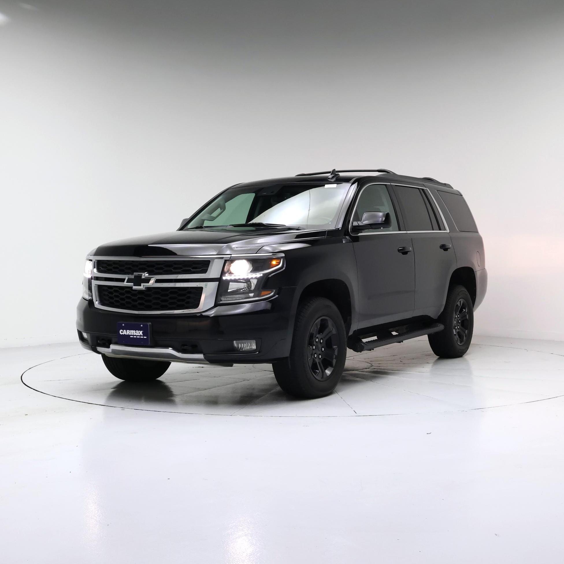 Thumbnail: 2017 Chevrolet Tahoe - 4