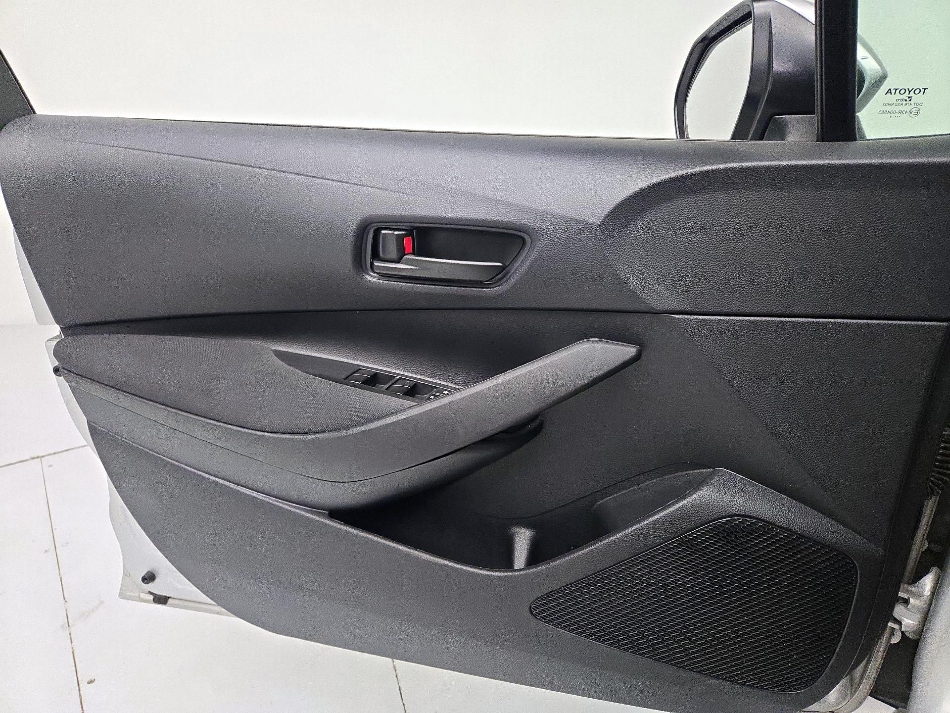 Thumbnail: 2024 Toyota Corolla - 12