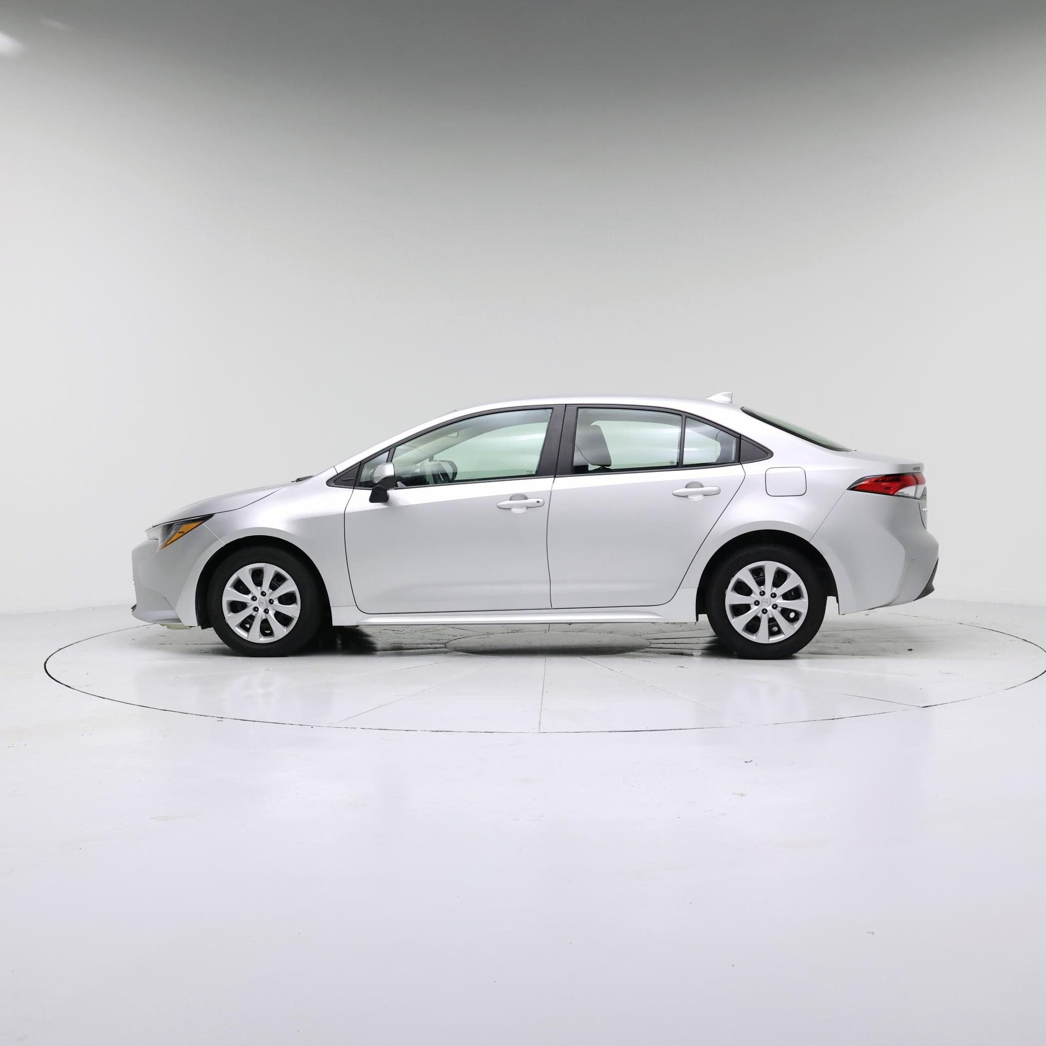 Thumbnail: 2024 Toyota Corolla - 3