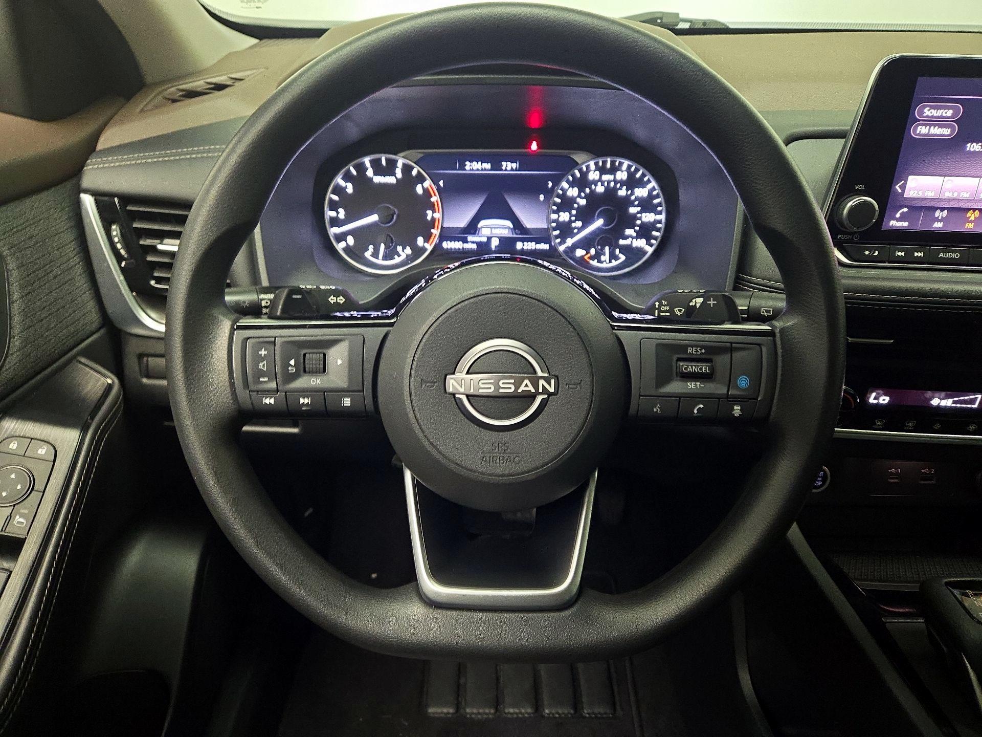 Thumbnail: 2022 Nissan Rogue - 10