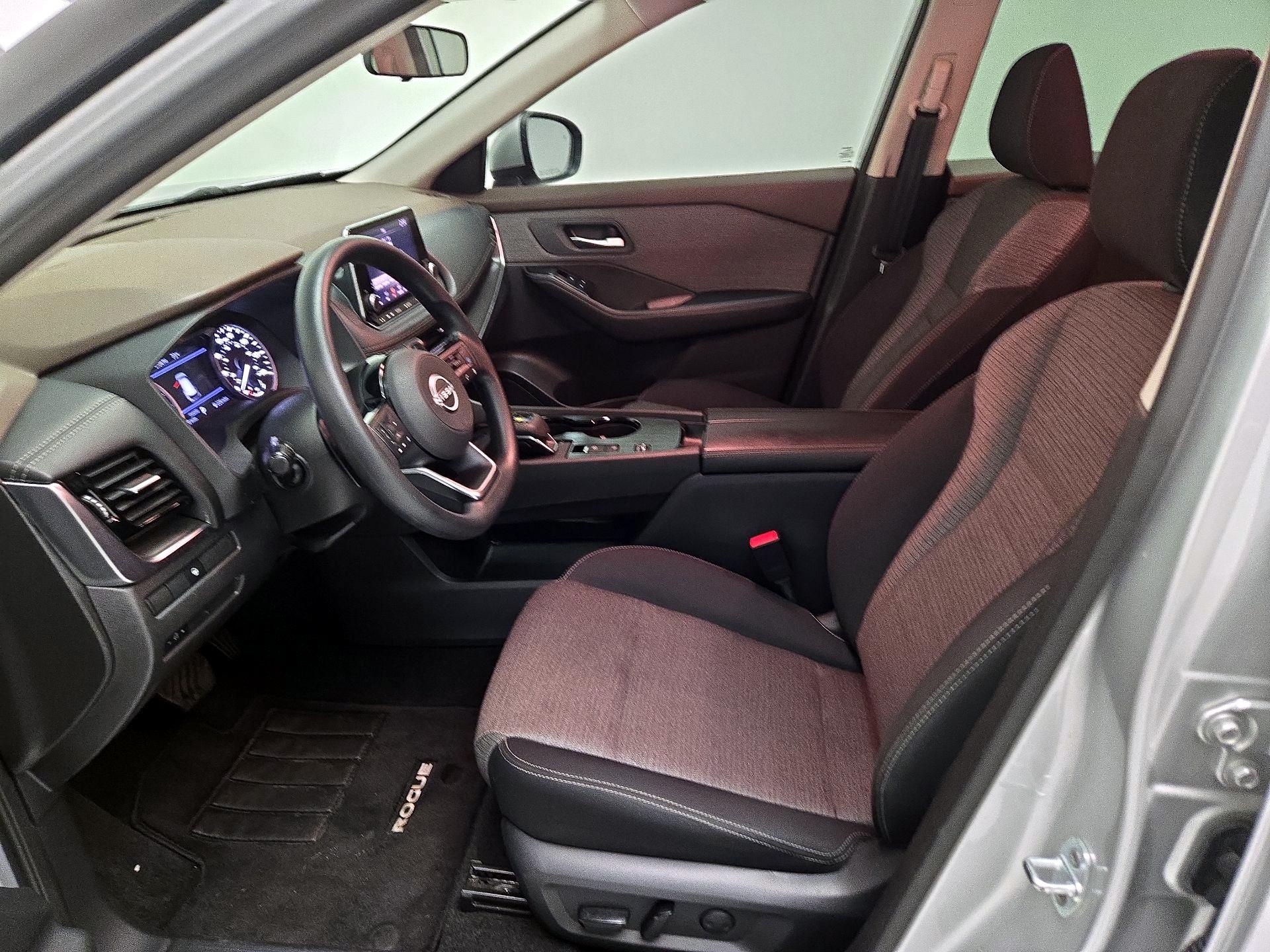 Thumbnail: 2022 Nissan Rogue - 11