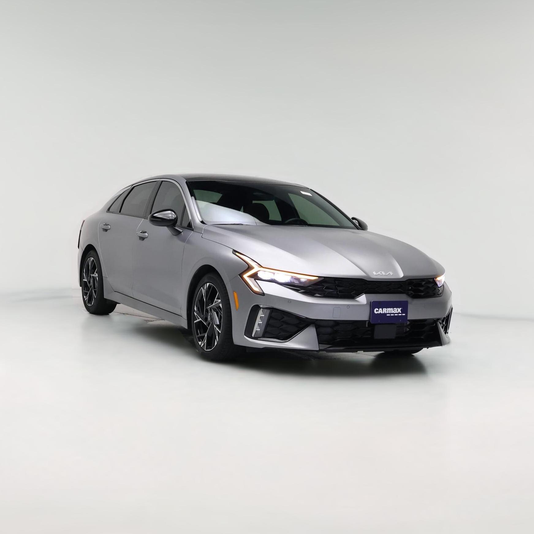 Thumbnail: 2025 Kia K5 - 1