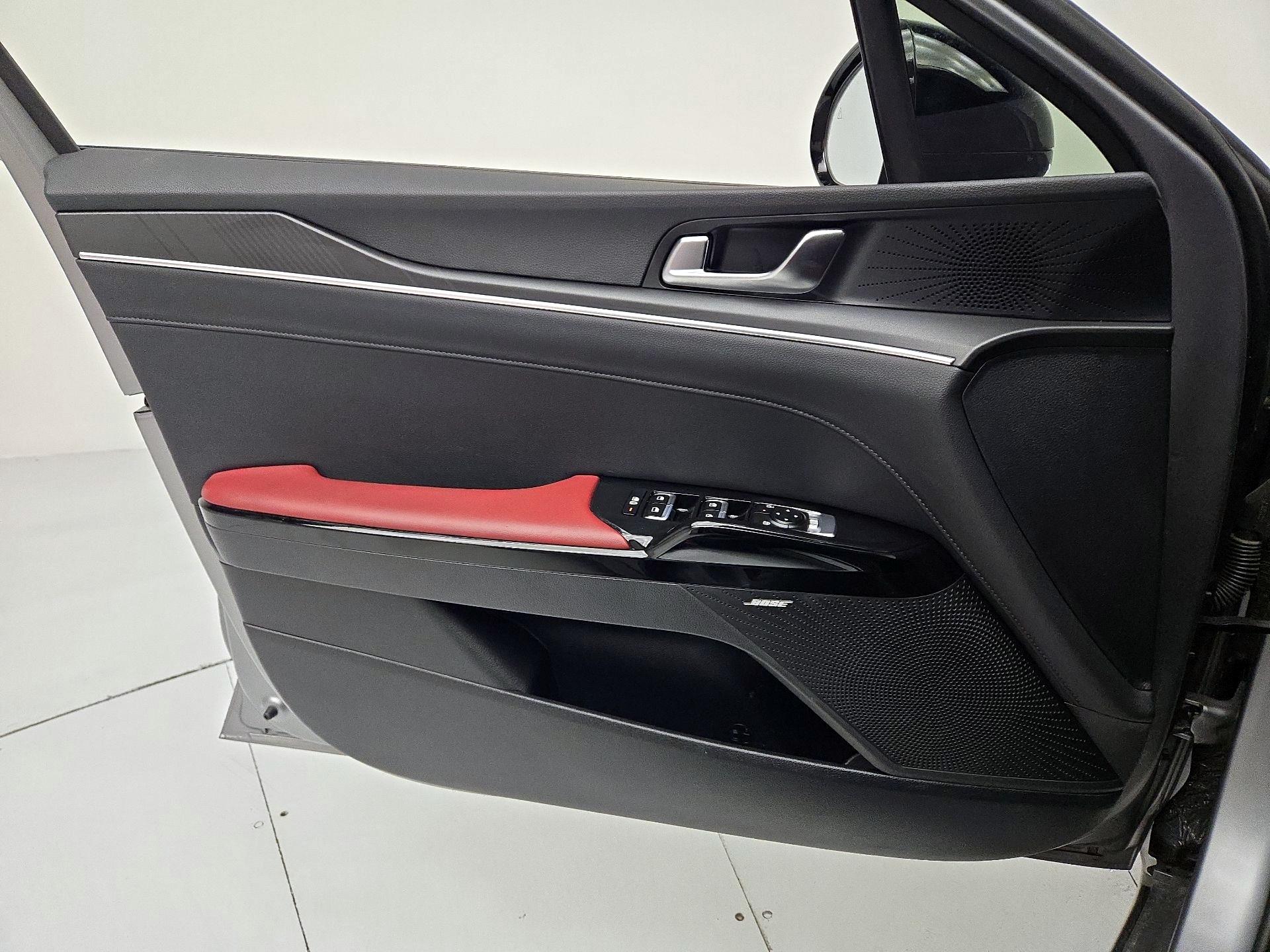 Thumbnail: 2025 Kia K5 - 12