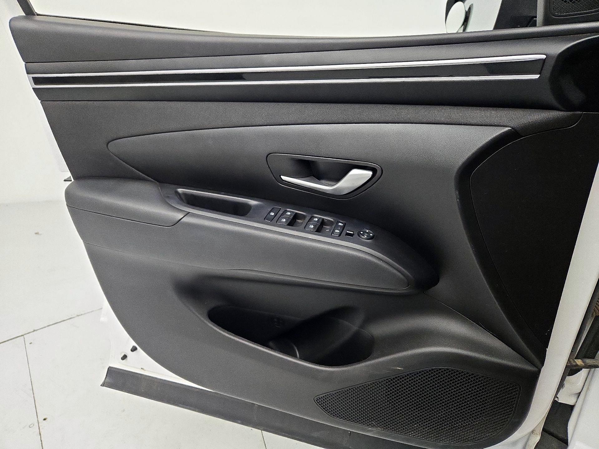 Thumbnail: 2023 Hyundai Tucson - 12