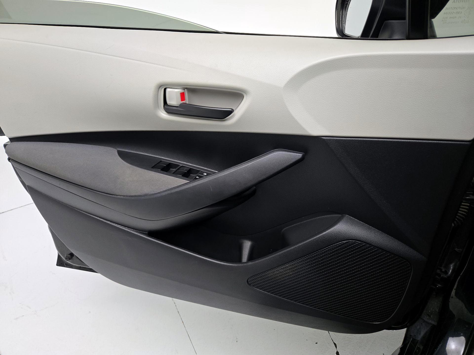 Thumbnail: 2022 Toyota Corolla - 12