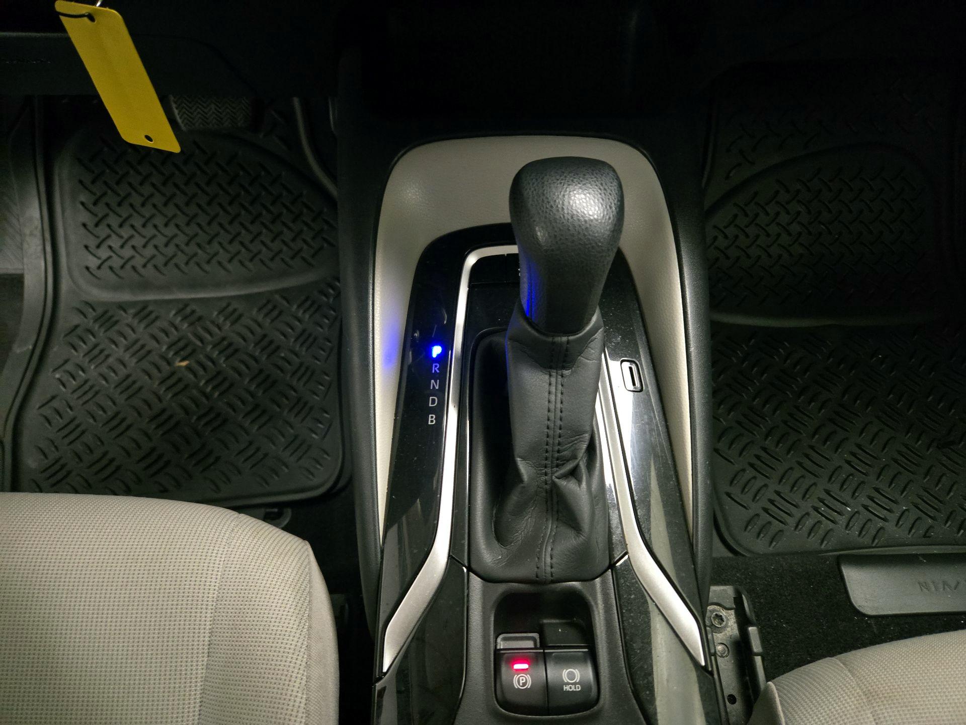 Thumbnail: 2022 Toyota Corolla - 17