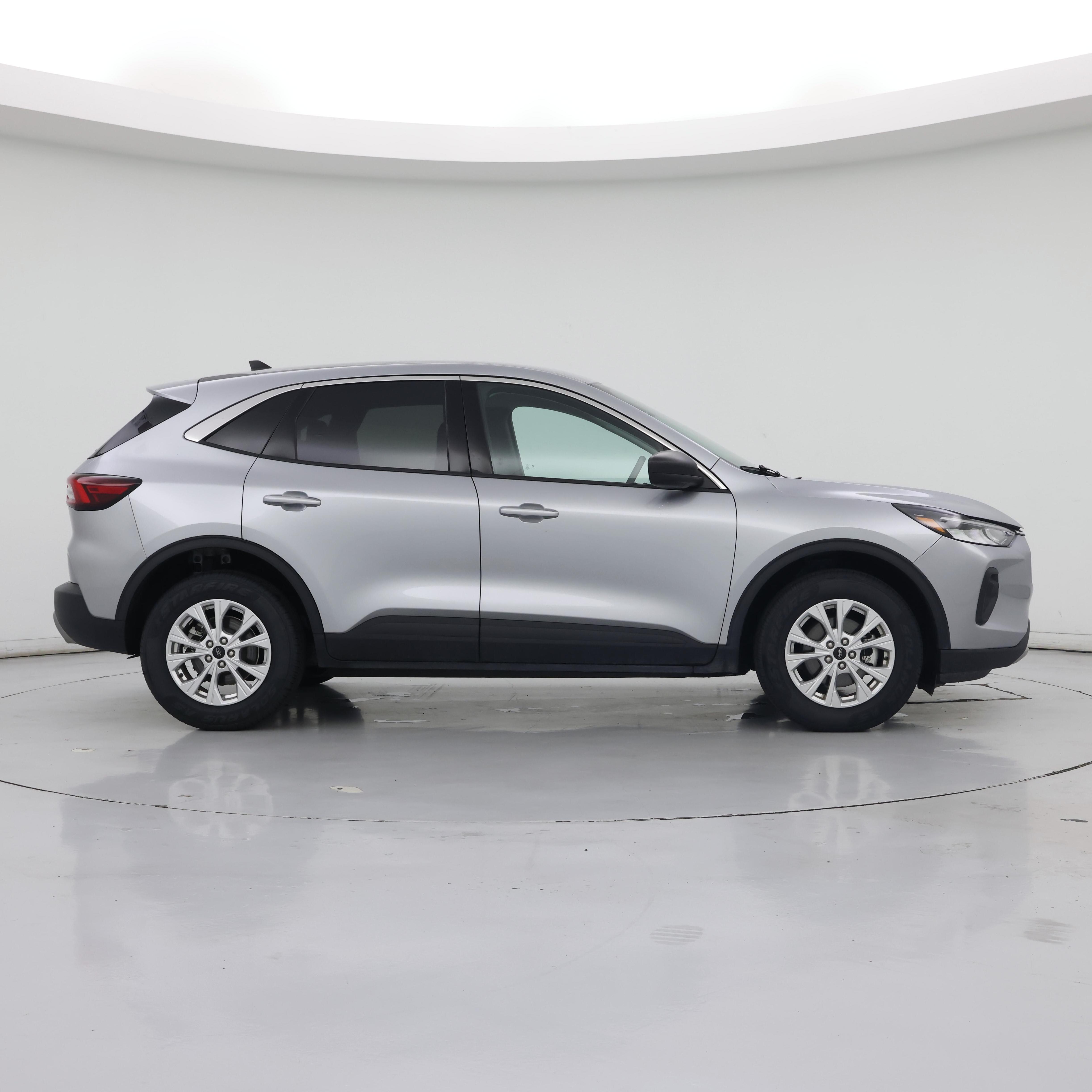 Thumbnail: 2023 Ford Escape - 7