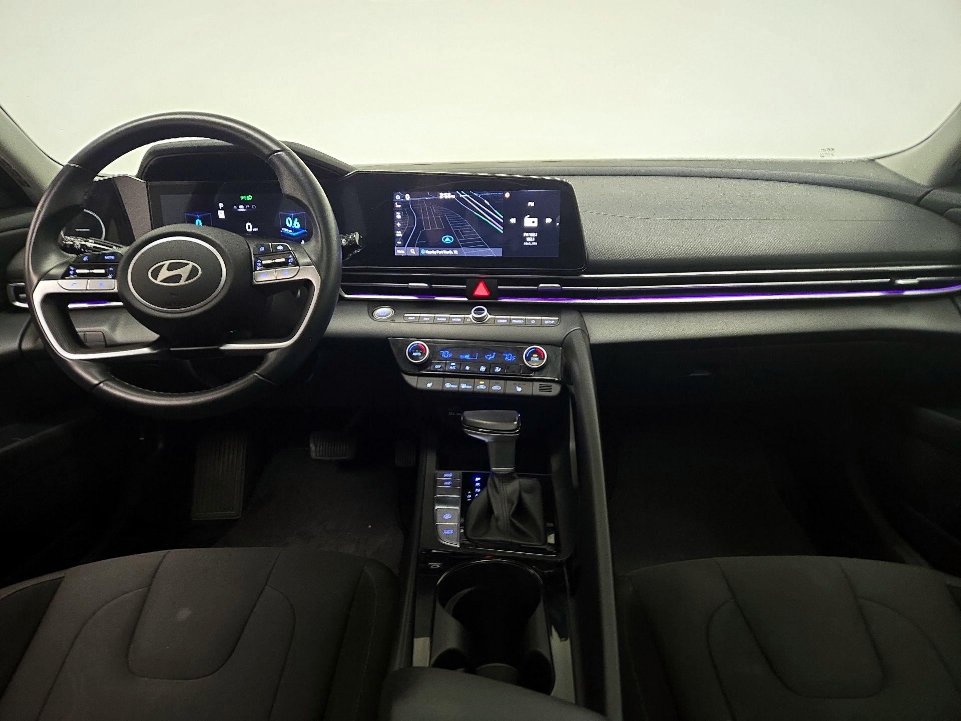 Thumbnail: 2025 Hyundai Elantra - 9