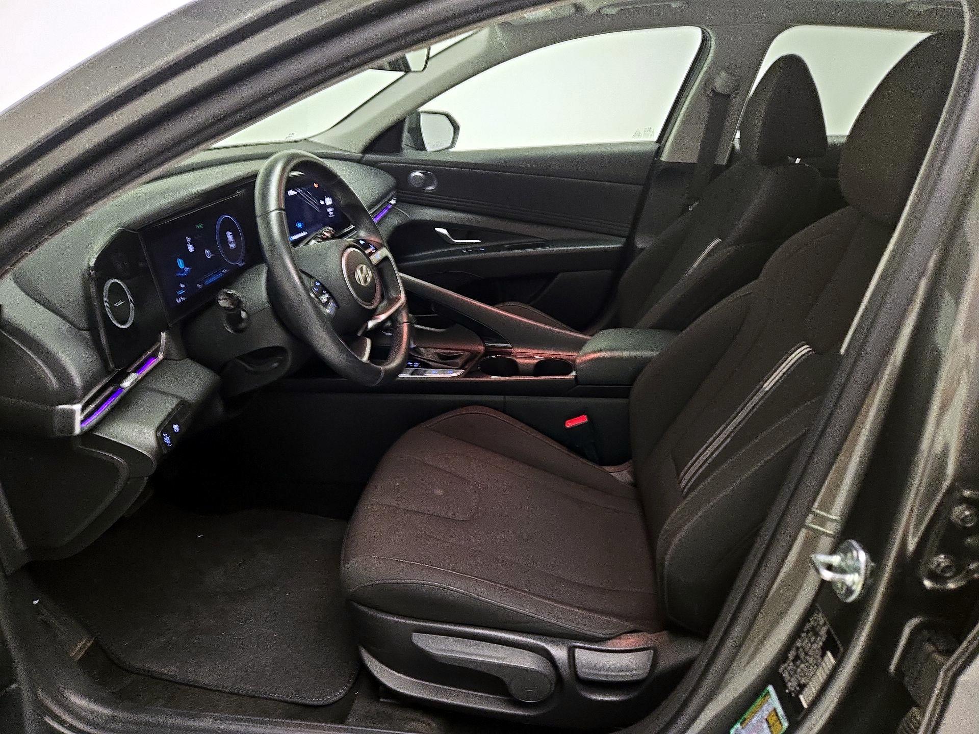 Thumbnail: 2025 Hyundai Elantra - 11