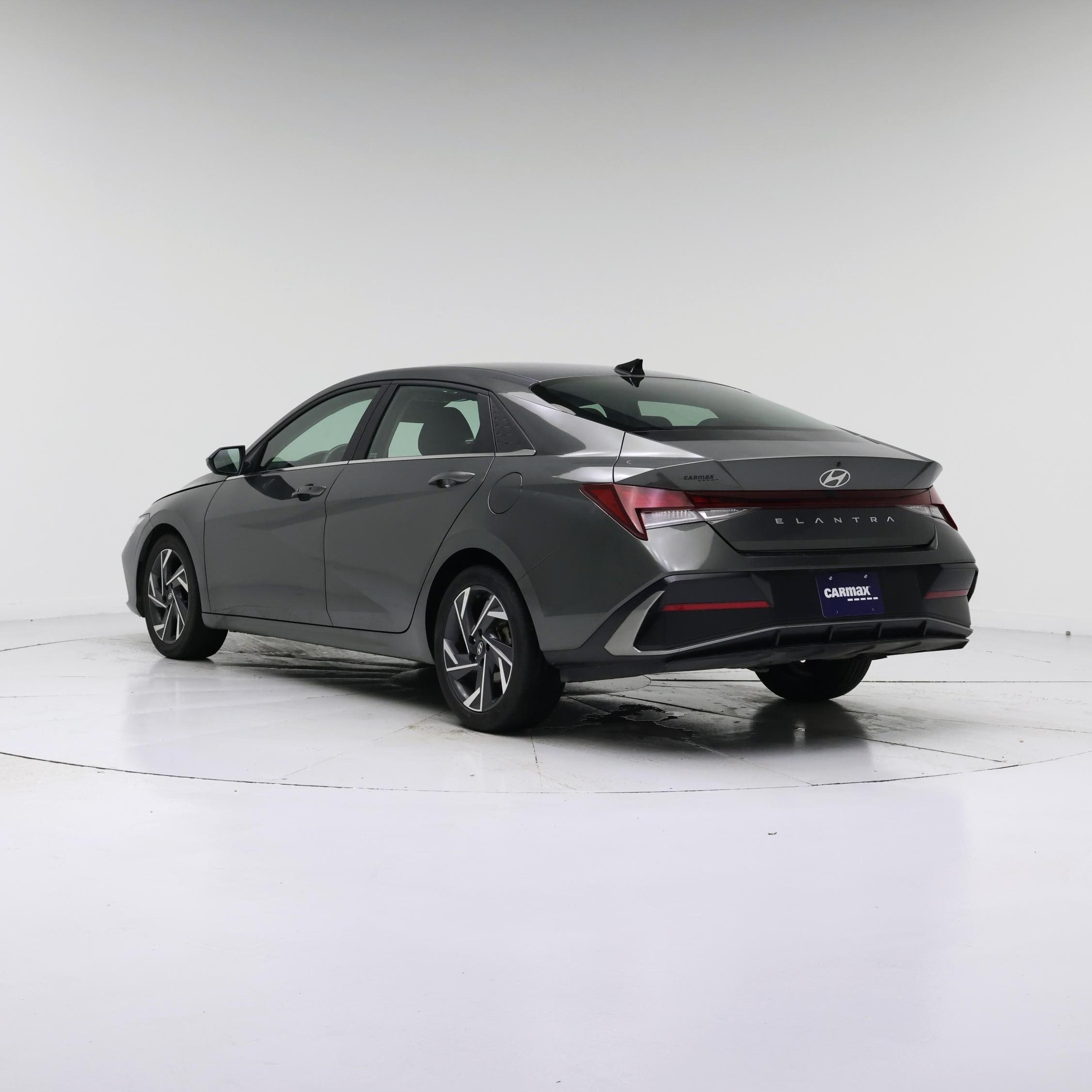 Thumbnail: 2025 Hyundai Elantra - 2