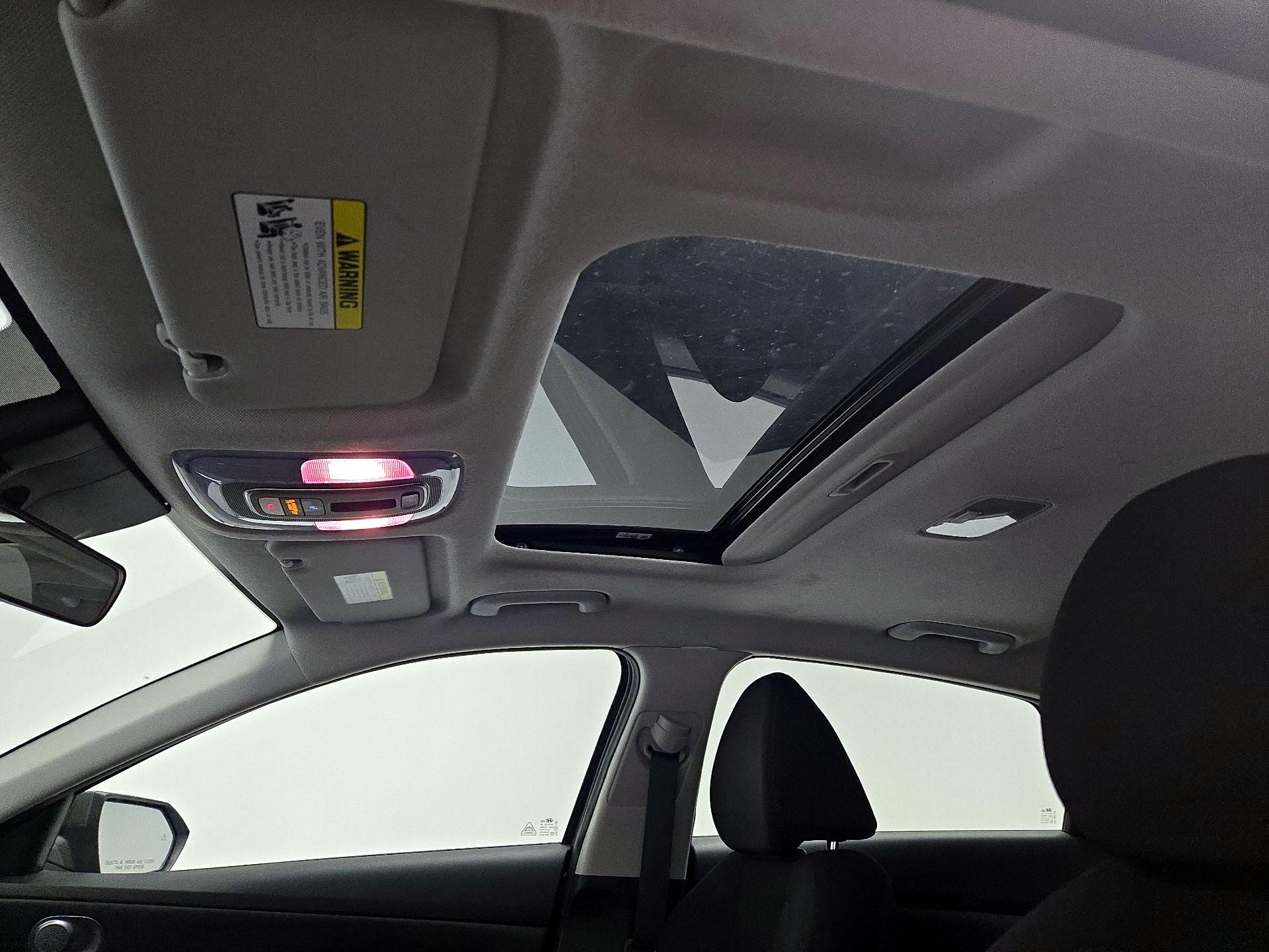 Thumbnail: 2025 Hyundai Elantra - 20