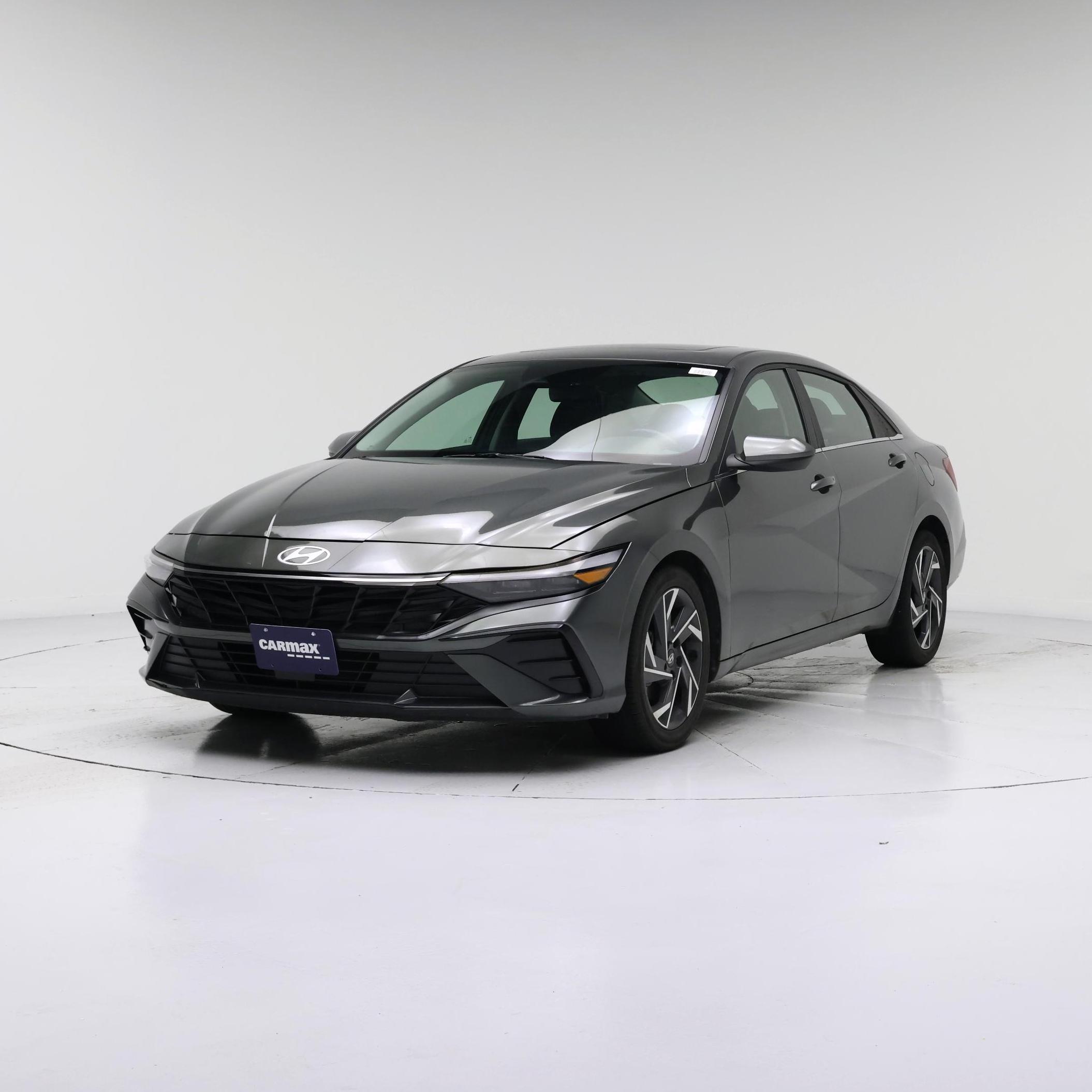 Thumbnail: 2025 Hyundai Elantra - 4