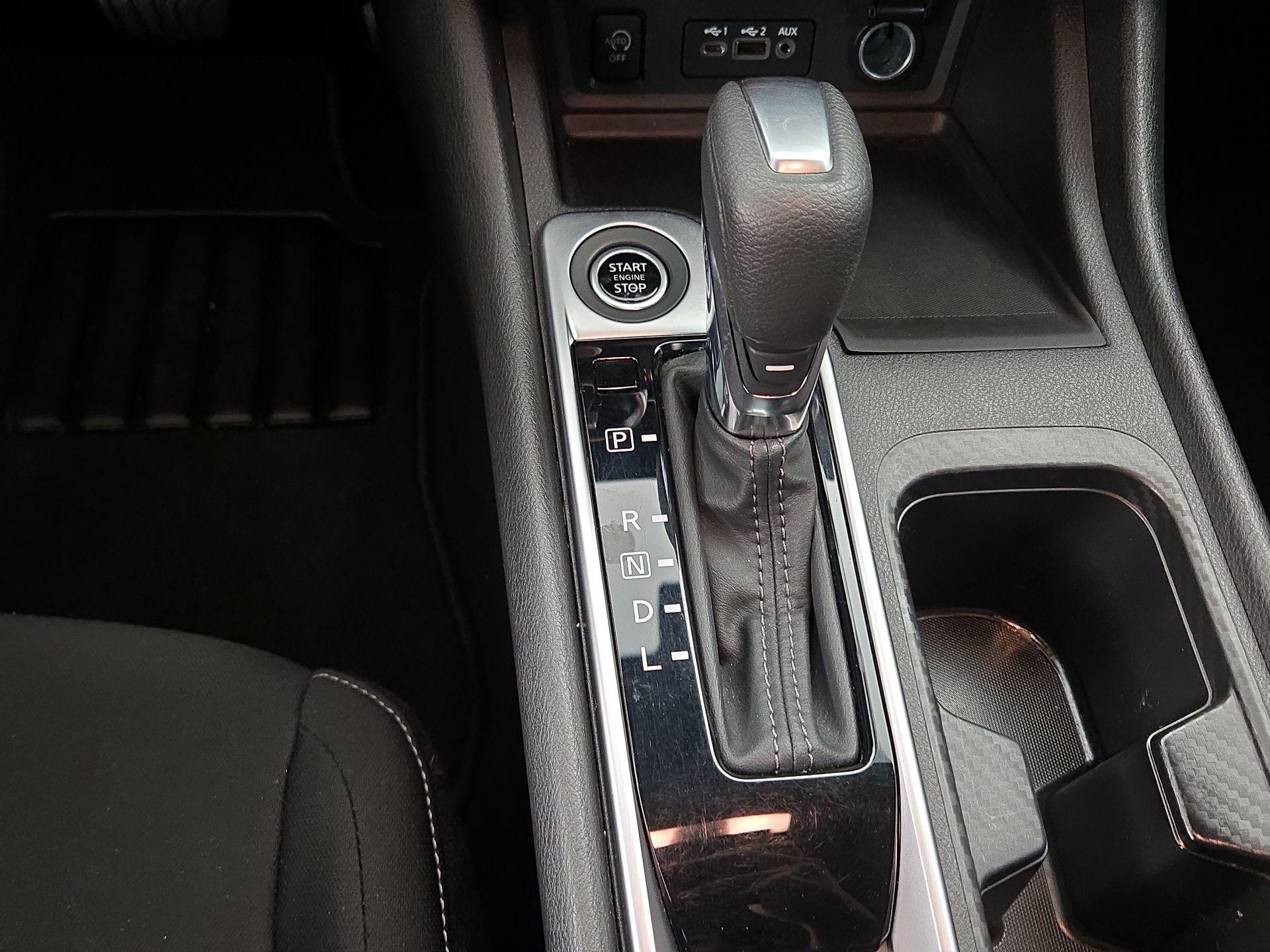 Thumbnail: 2024 Nissan Sentra - 17