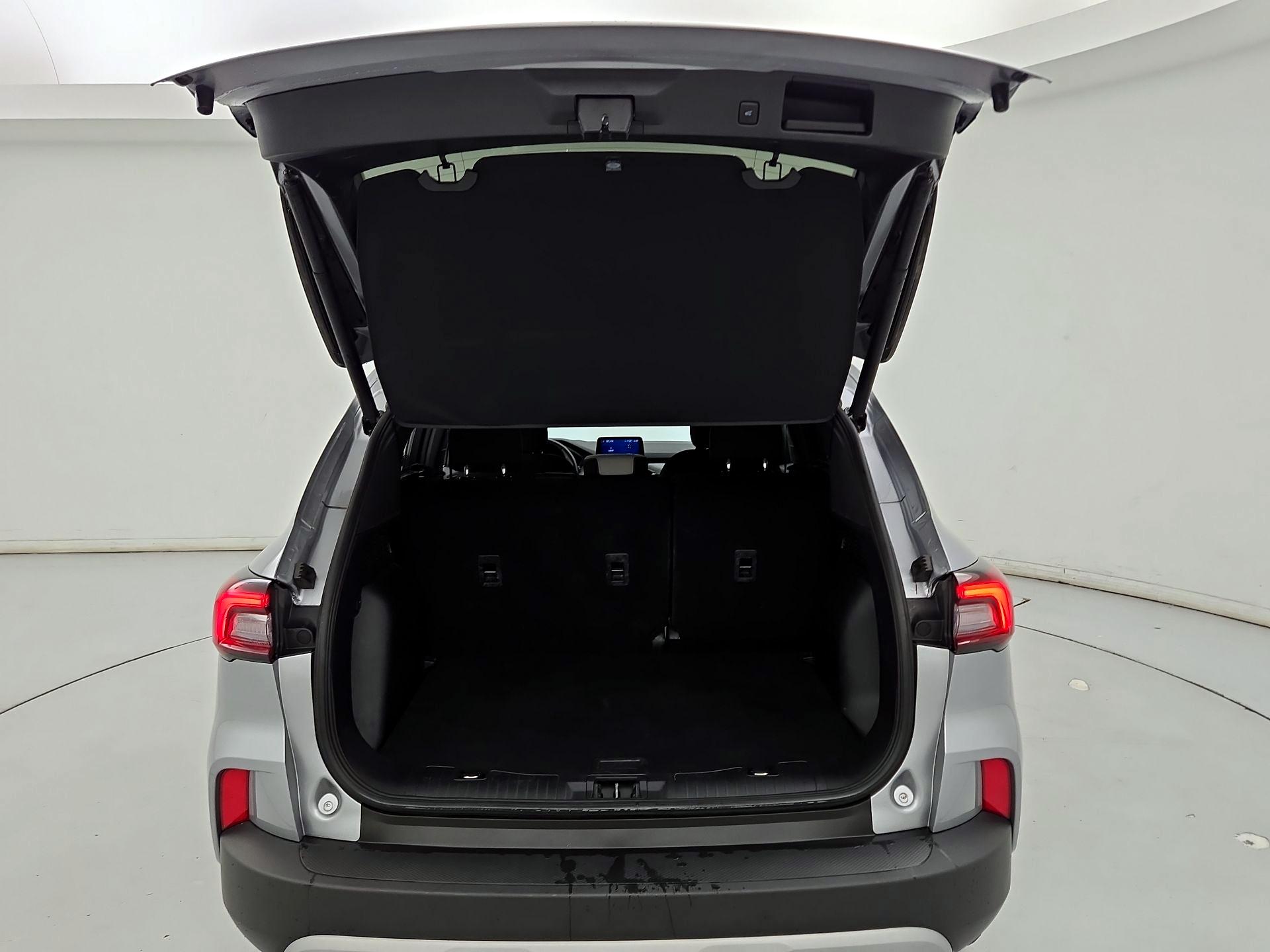 Thumbnail: 2023 Ford Escape - 20