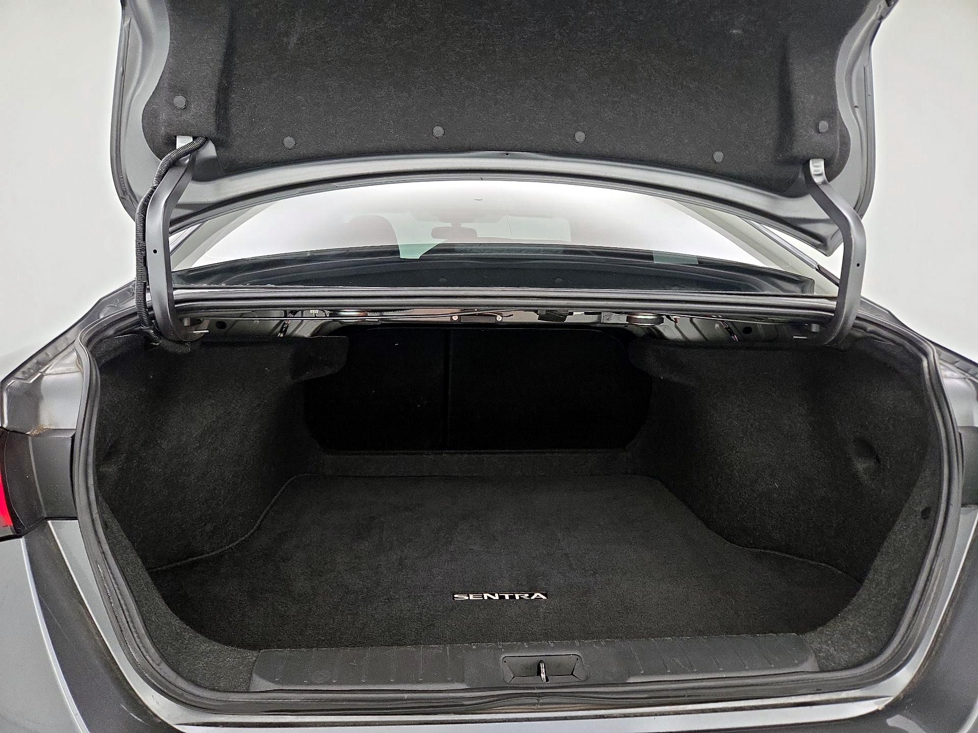 Thumbnail: 2024 Nissan Sentra - 20