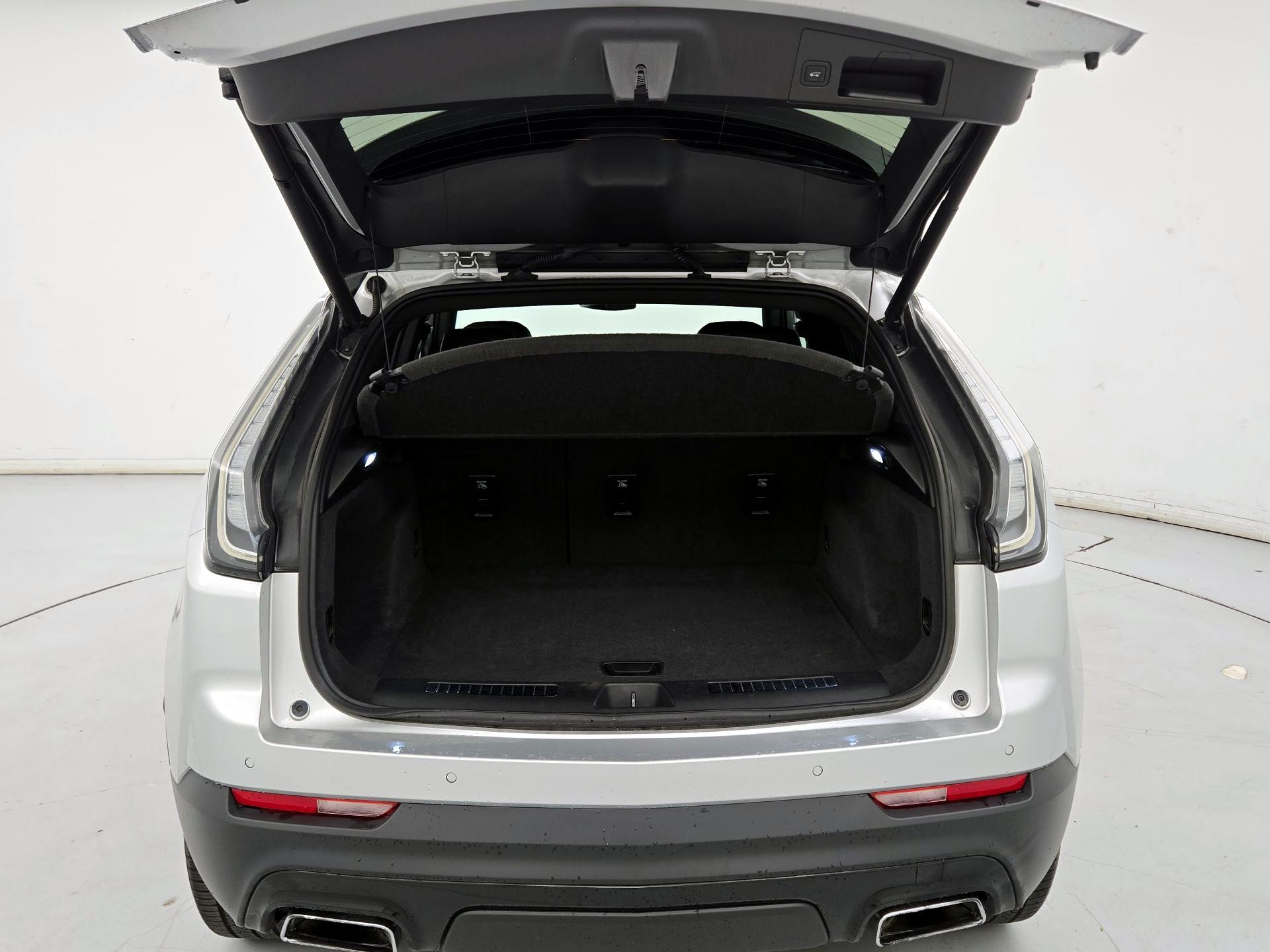 Thumbnail: 2020 Cadillac XT4 - 20