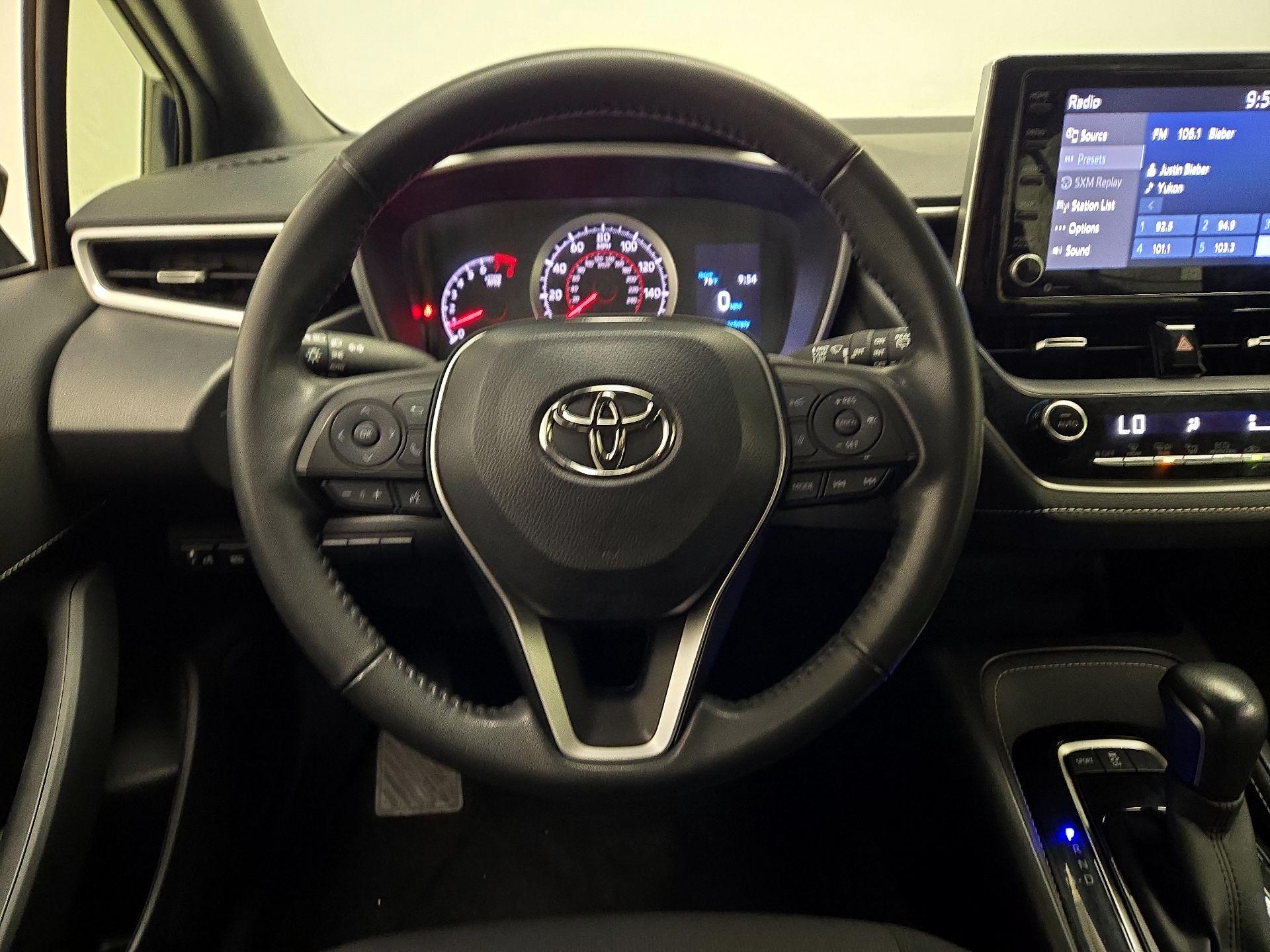 Thumbnail: 2022 Toyota Corolla - 10