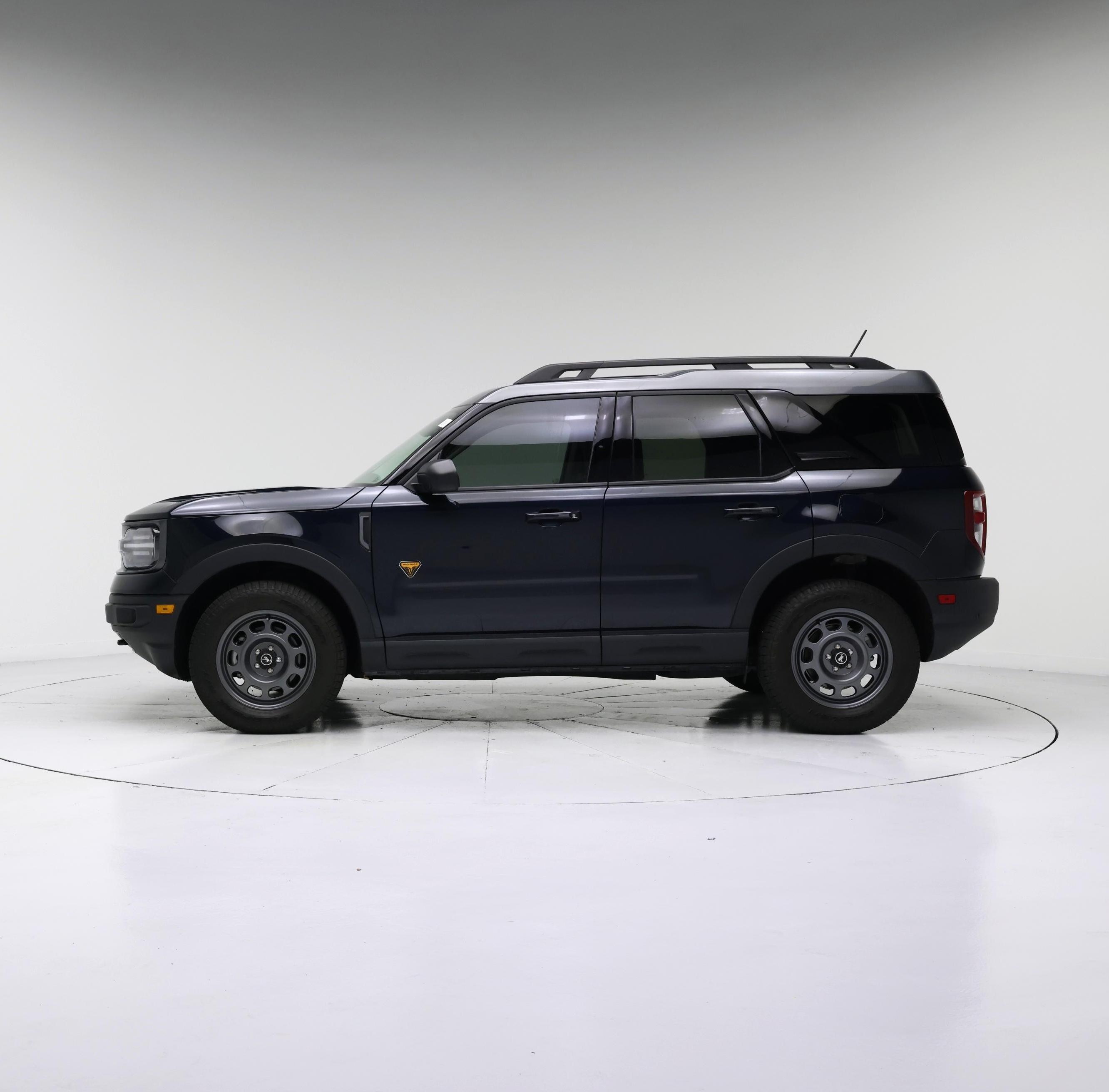Thumbnail: 2023 Ford Bronco Sport - 3
