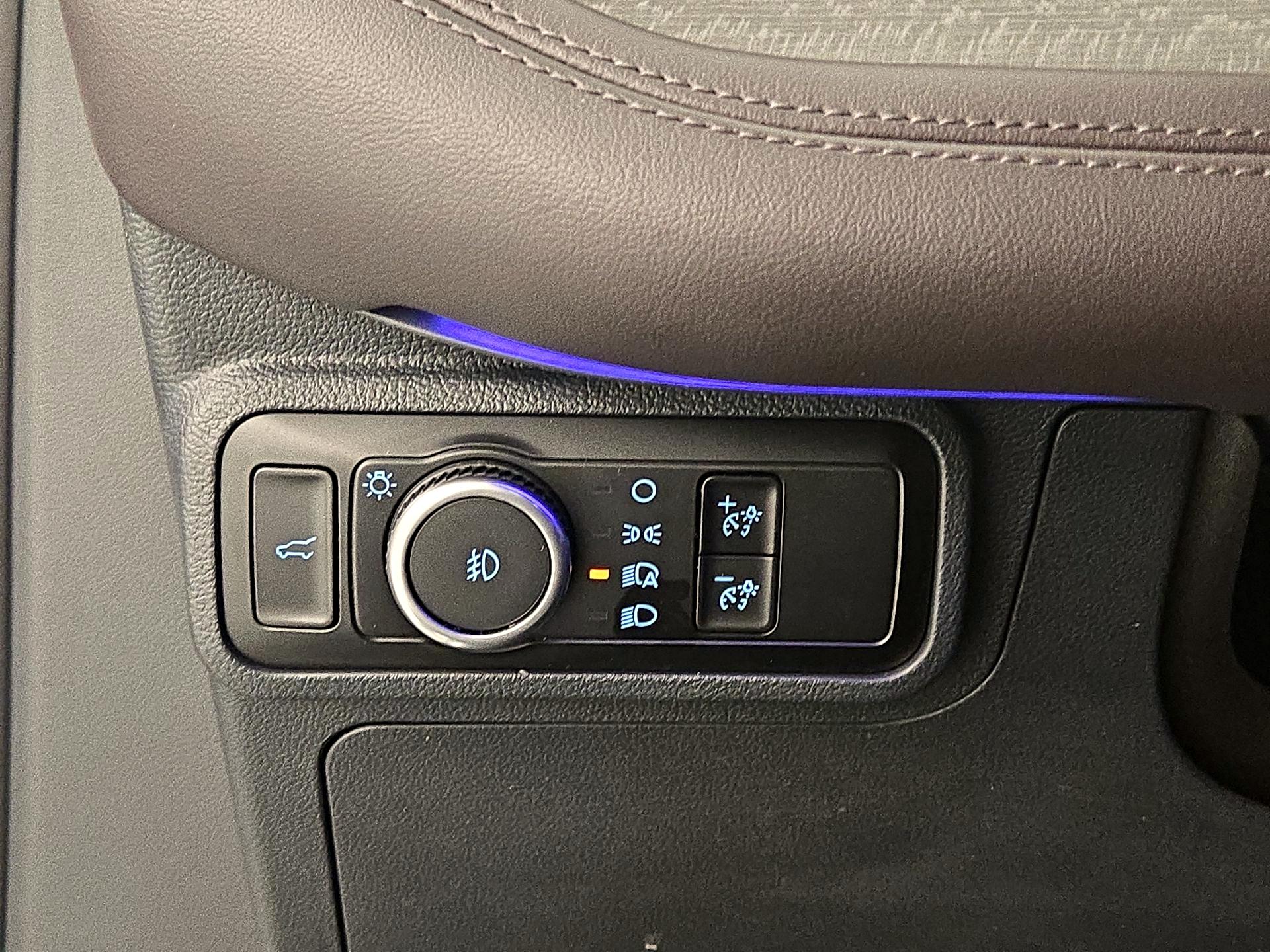 Thumbnail: 2025 Ford Explorer - 13