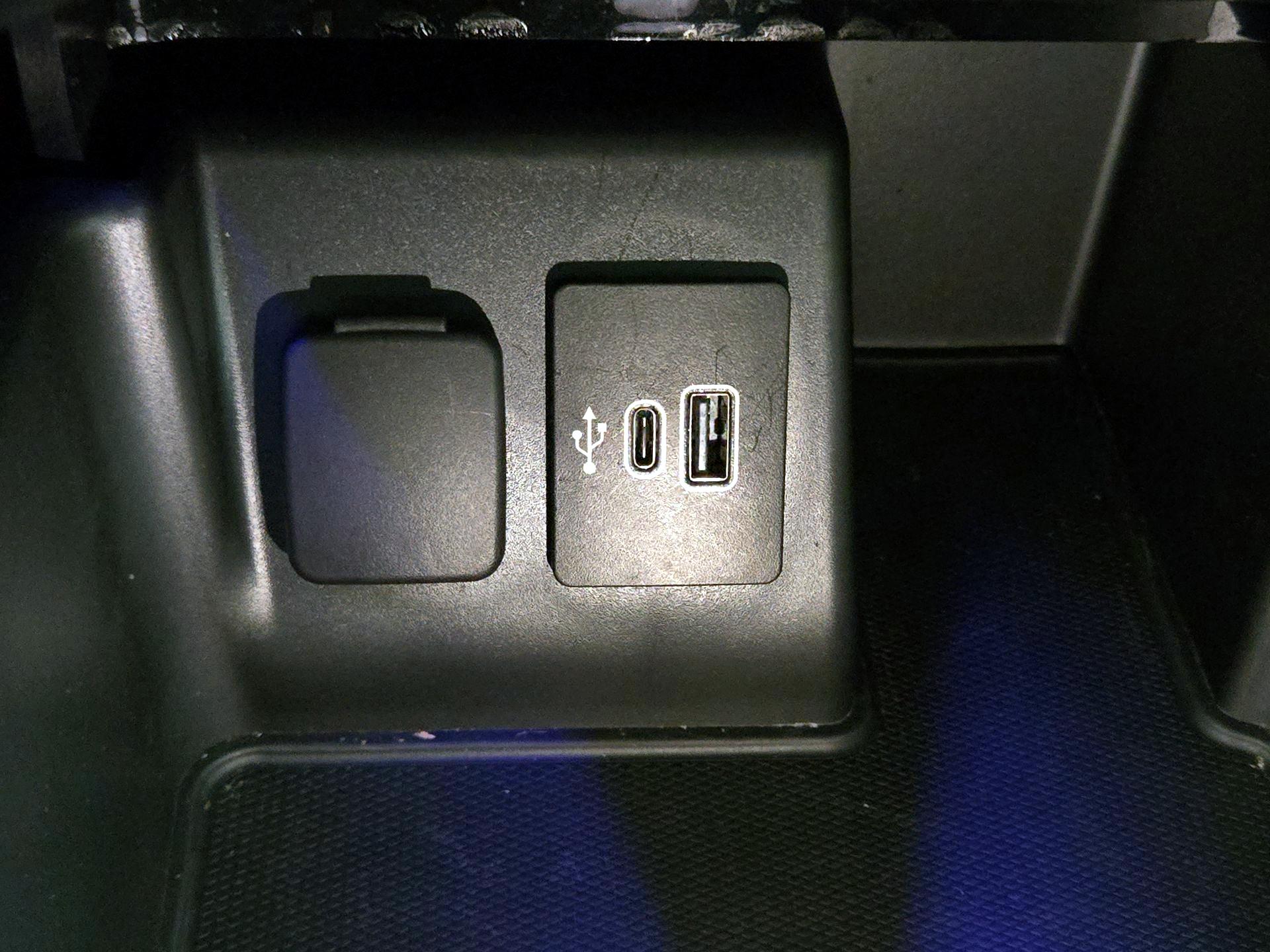 Thumbnail: 2025 Ford Explorer - 19