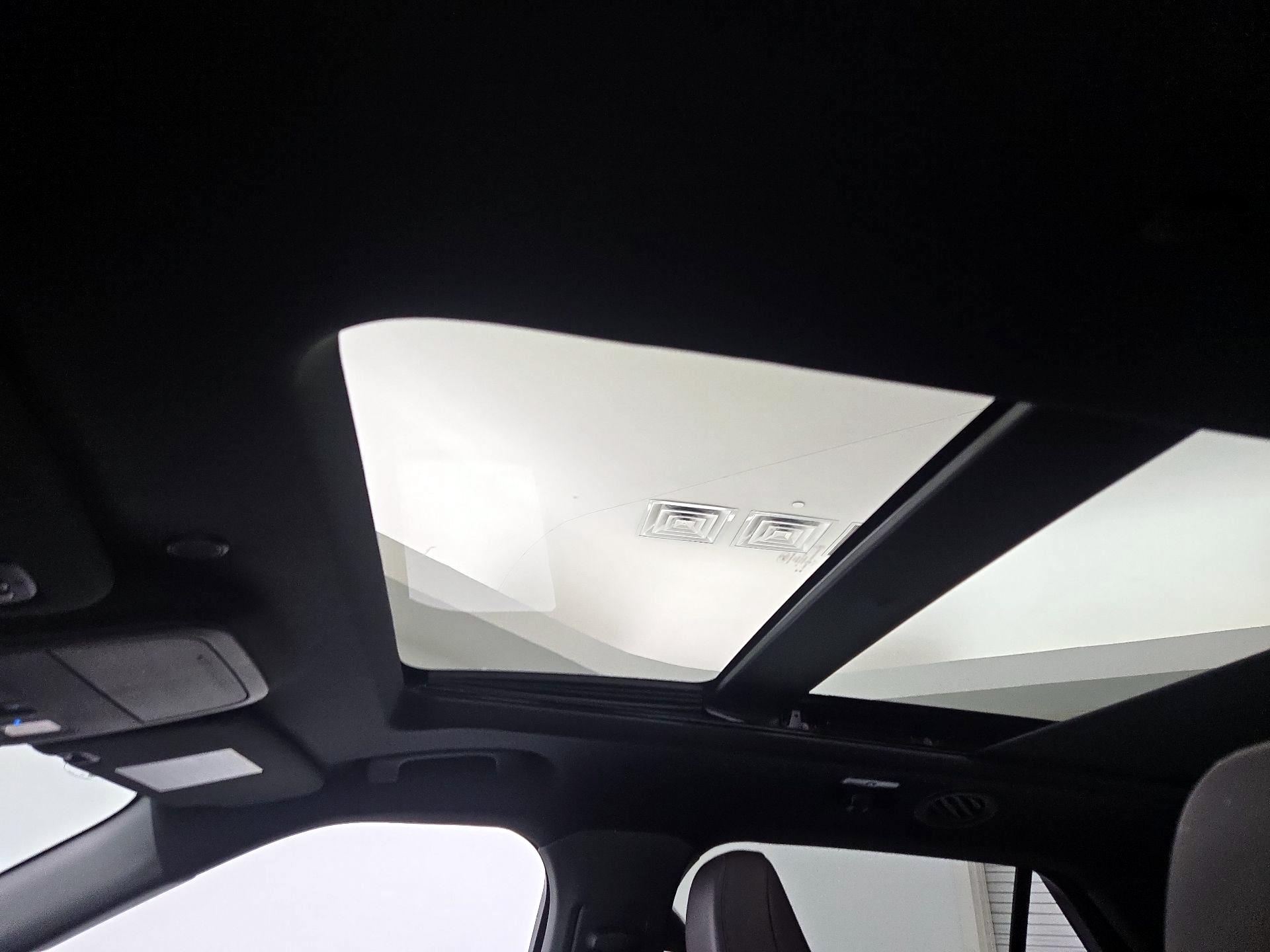 Thumbnail: 2025 Ford Explorer - 20