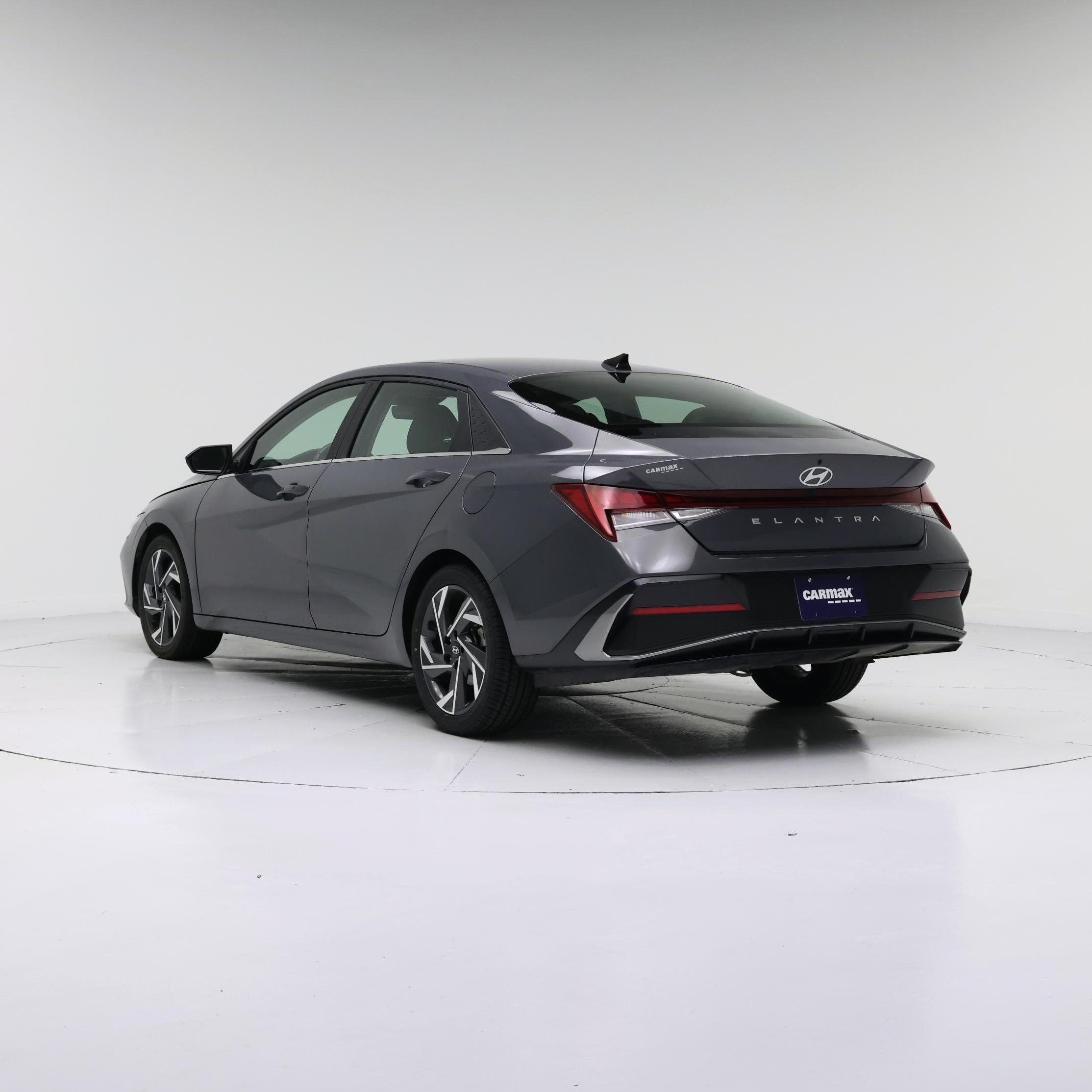 Thumbnail: 2025 Hyundai Elantra - 2