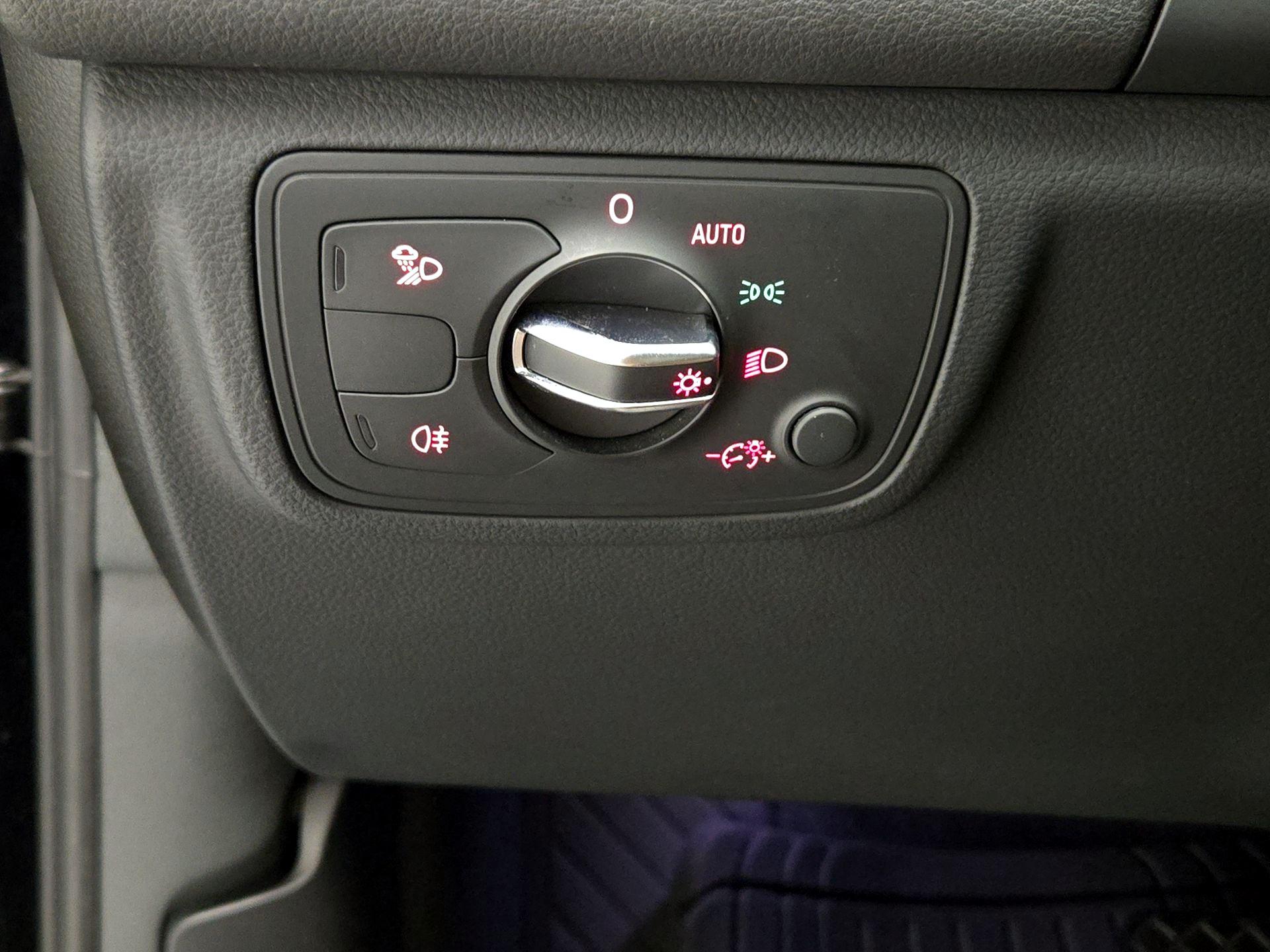 Thumbnail: 2018 Audi A6 - 13