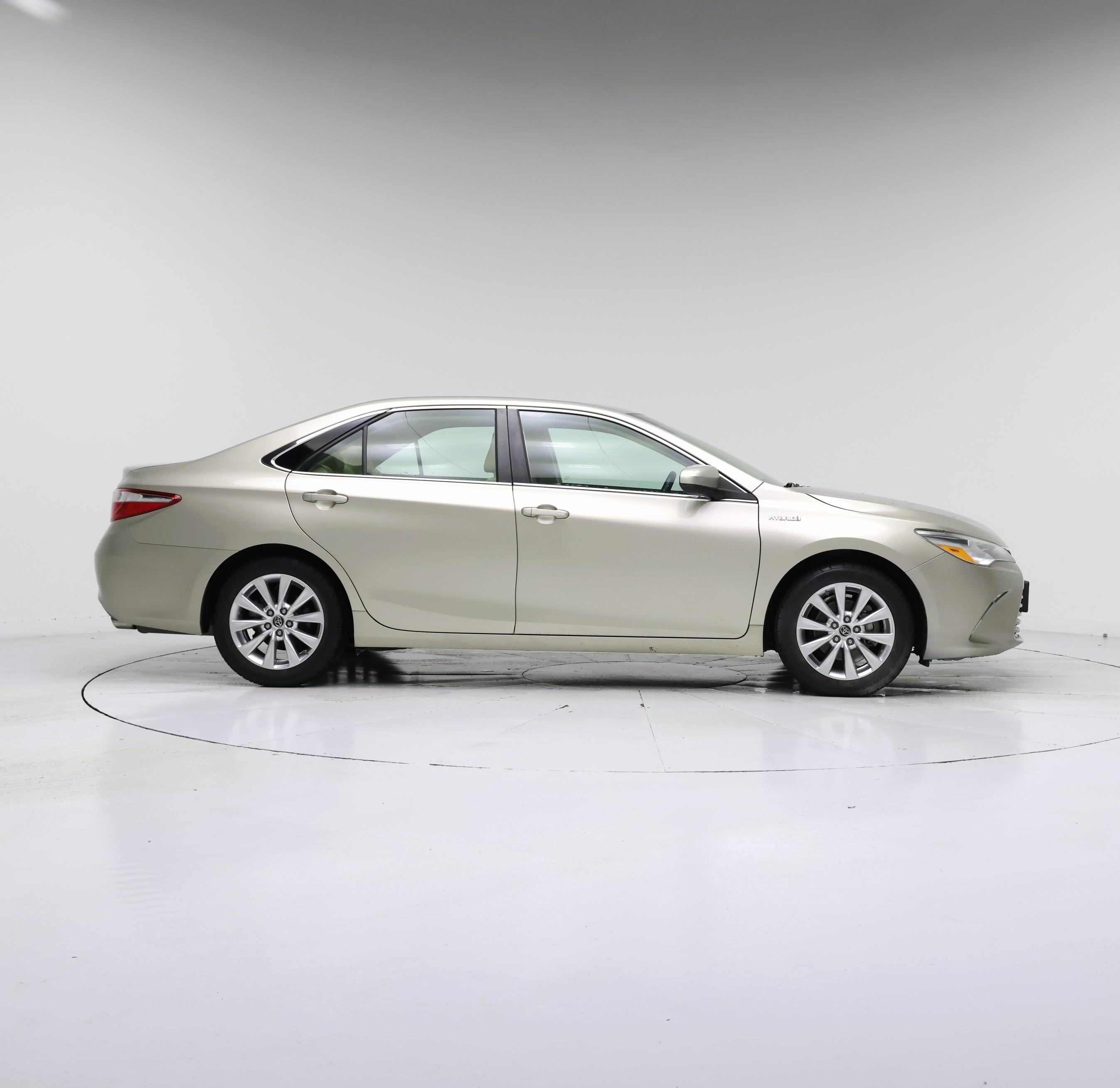 Thumbnail: 2015 Toyota Camry - 7