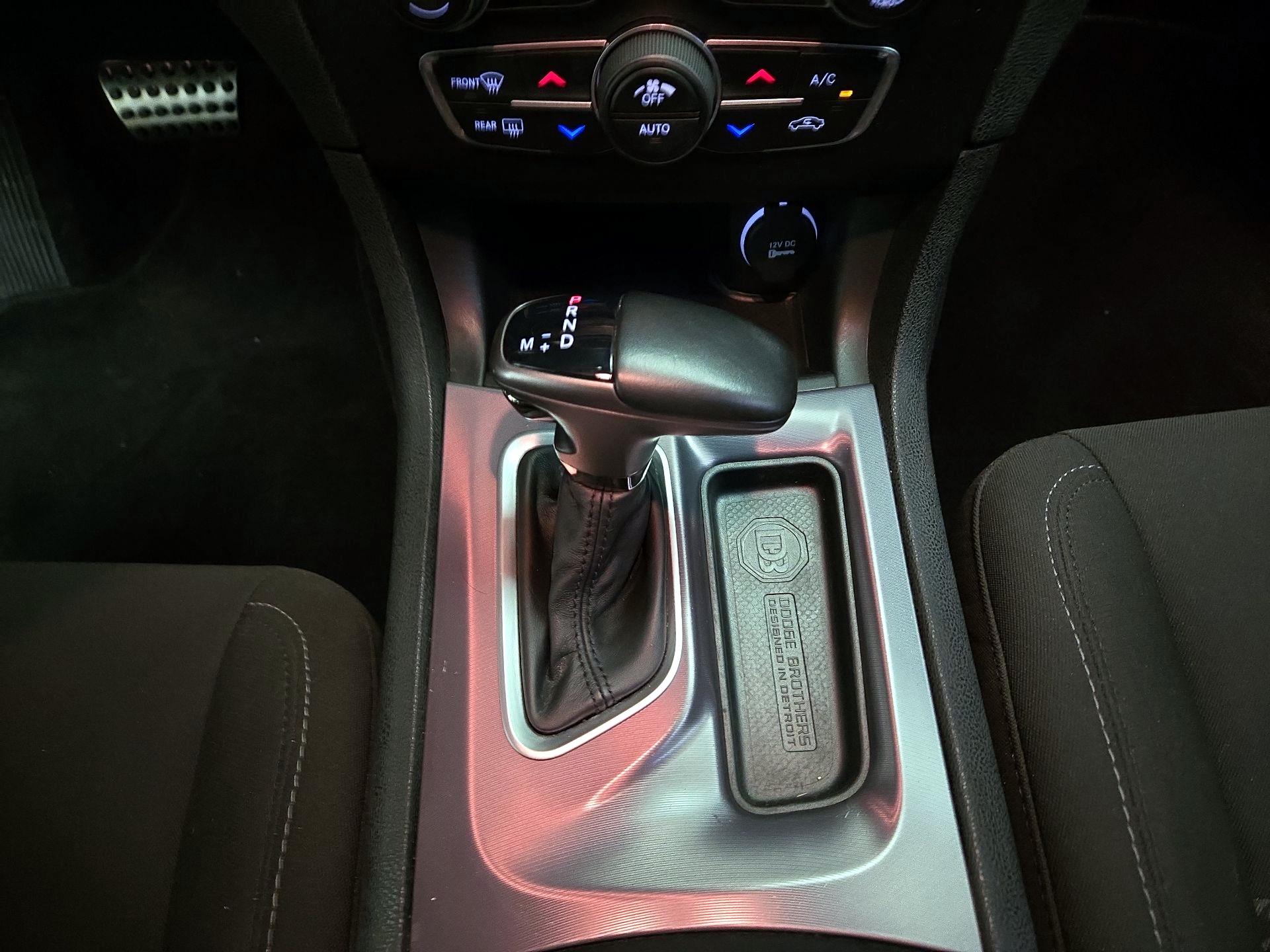 Thumbnail: 2020 Dodge Charger - 17