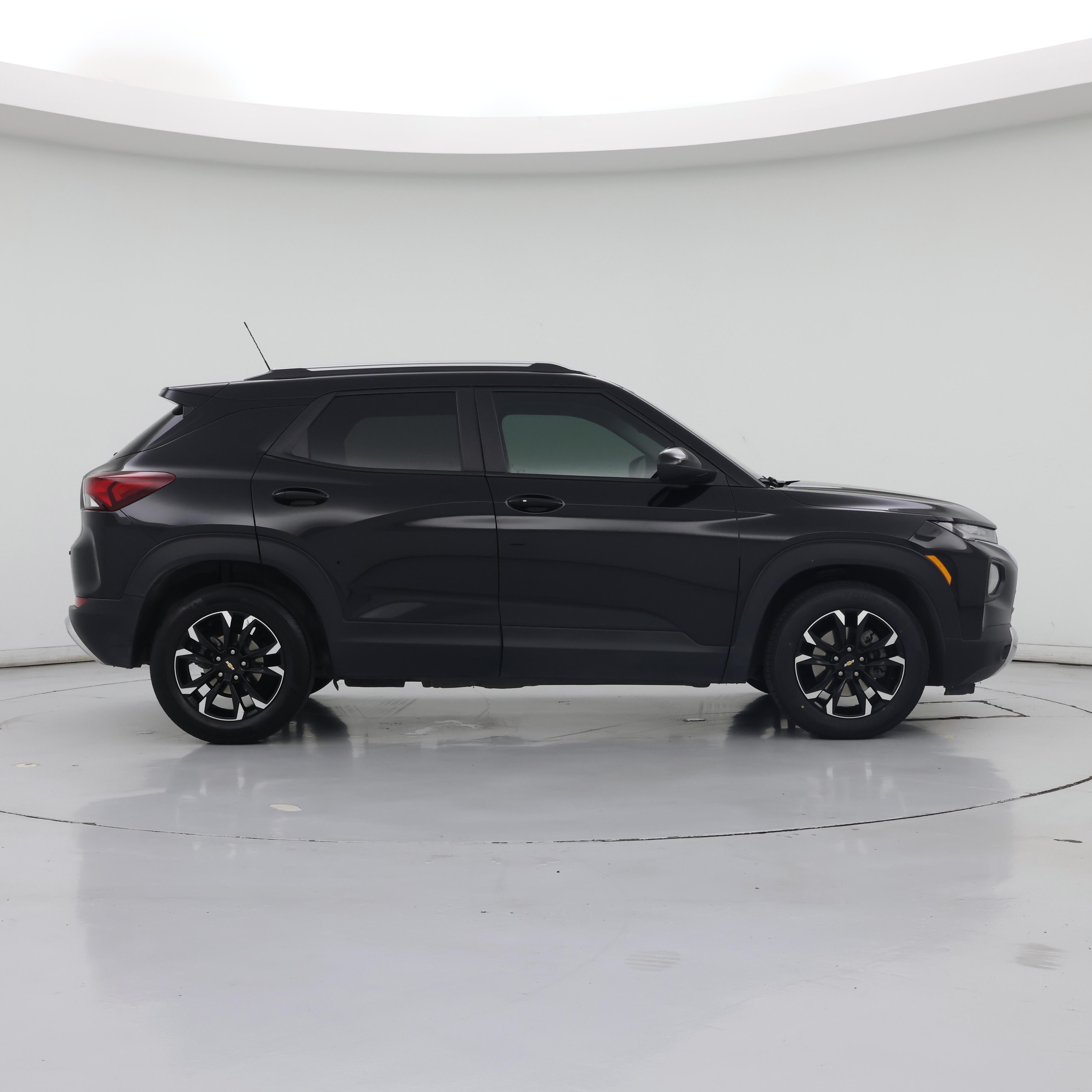 Thumbnail: 2023 Chevrolet TrailBlazer - 7
