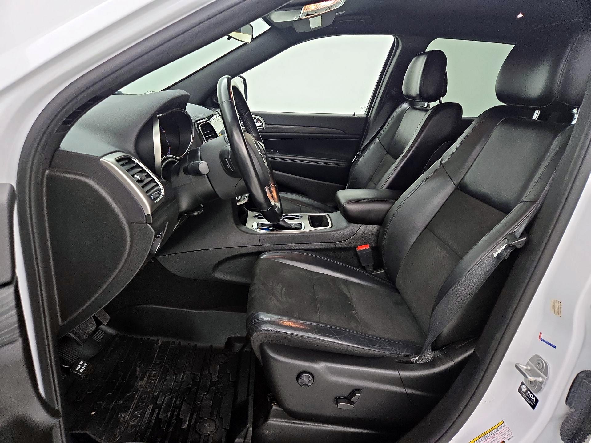 Thumbnail: 2021 Jeep Grand Cherokee - 11