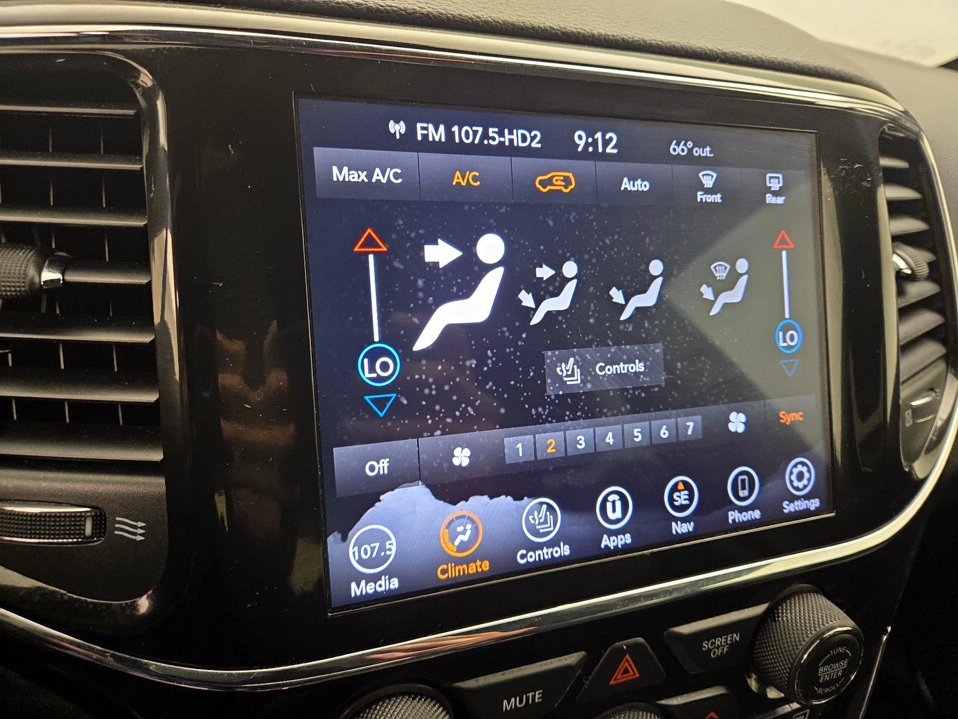 Thumbnail: 2021 Jeep Grand Cherokee - 16