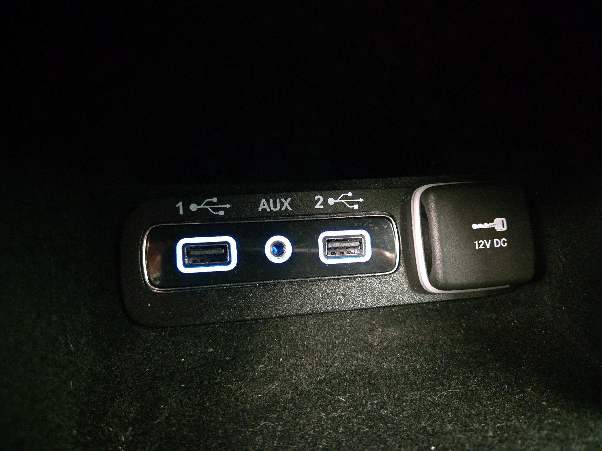 Thumbnail: 2021 Jeep Grand Cherokee - 18