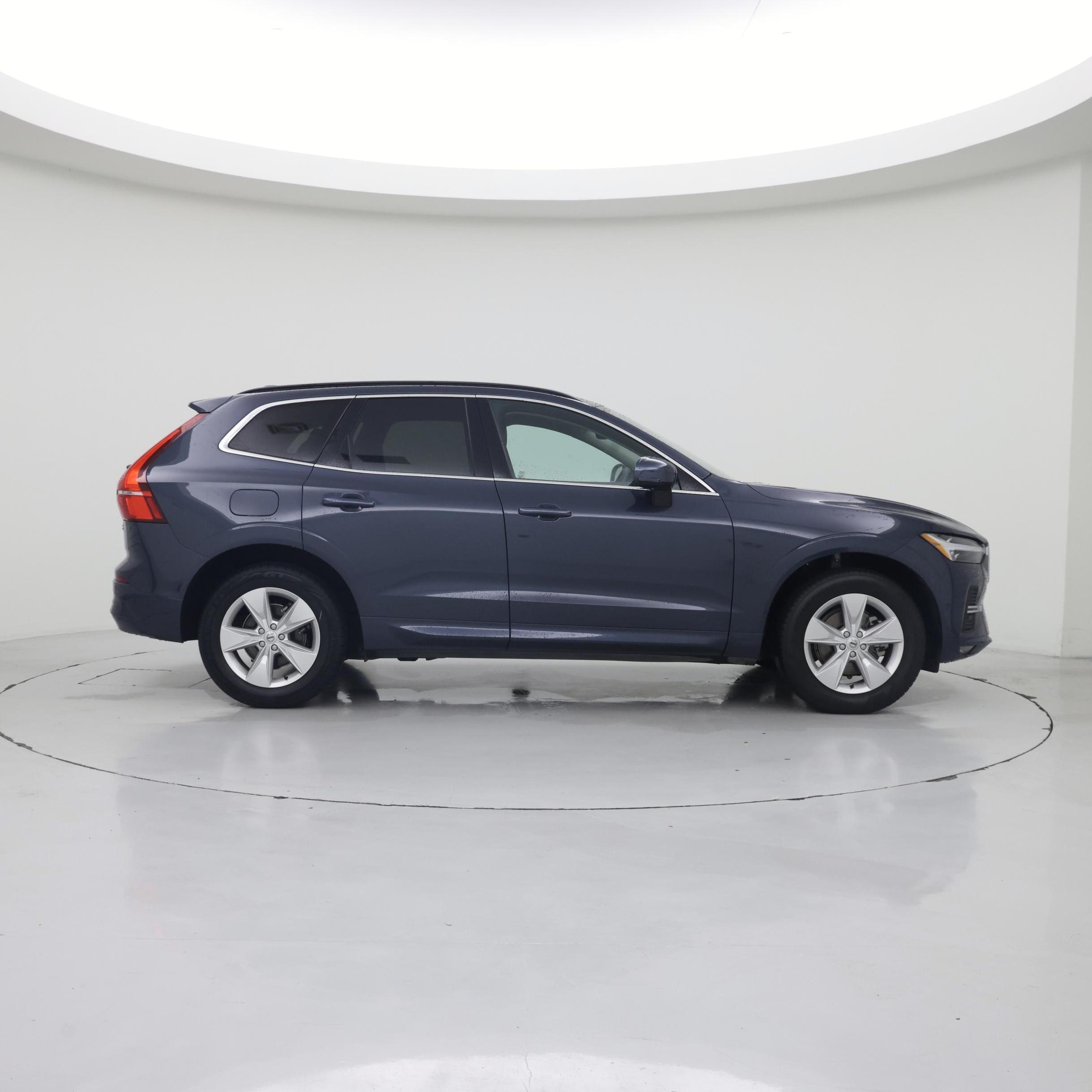 Thumbnail: 2022 Volvo XC60 - 7
