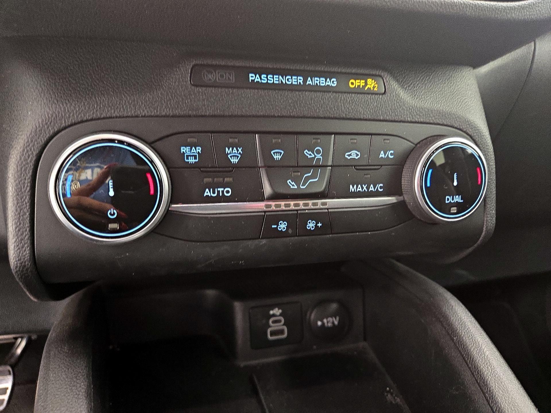Thumbnail: 2024 Ford Escape - 16