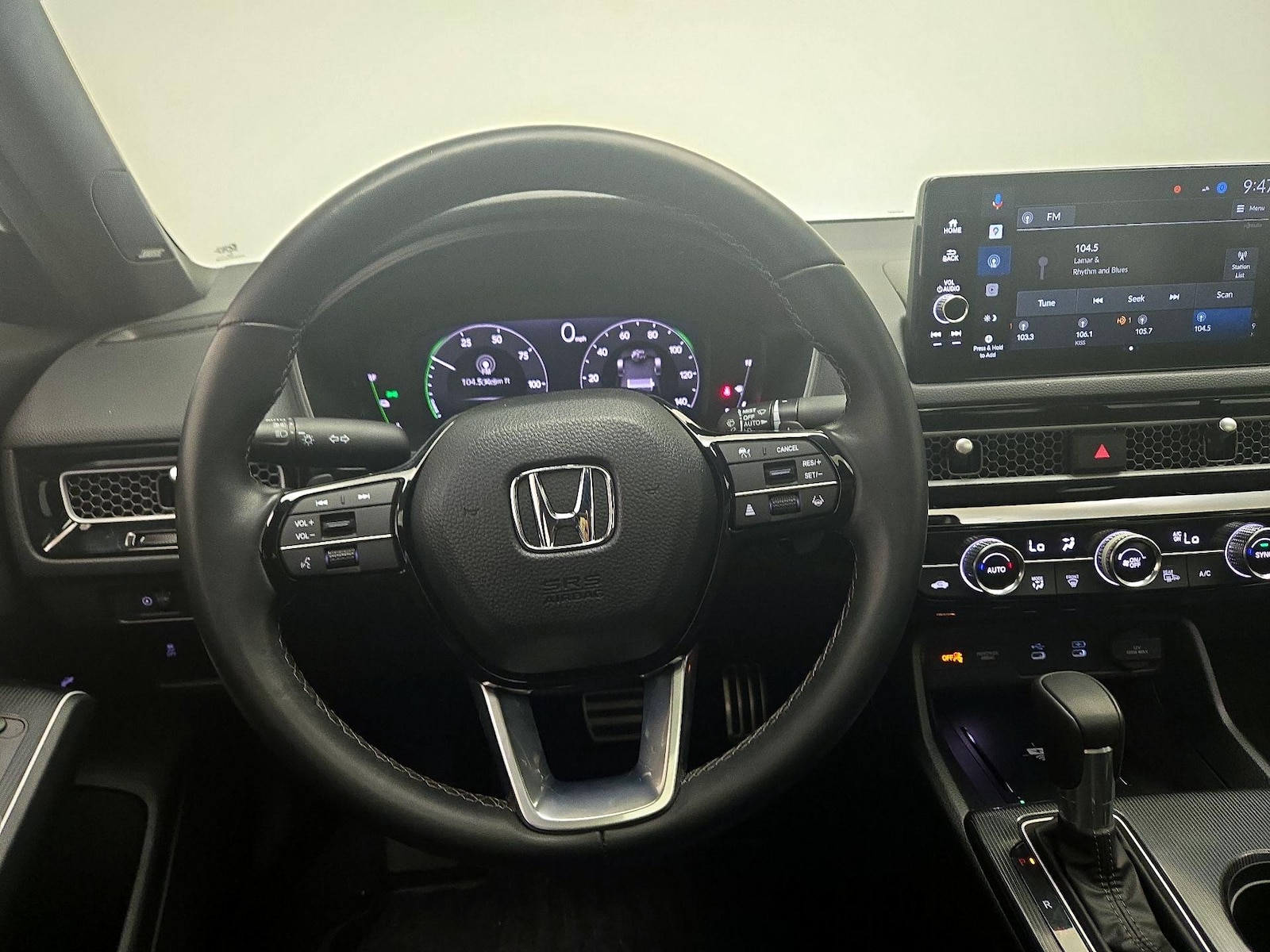 2025 Honda Civic Sport Touring - Photo 11