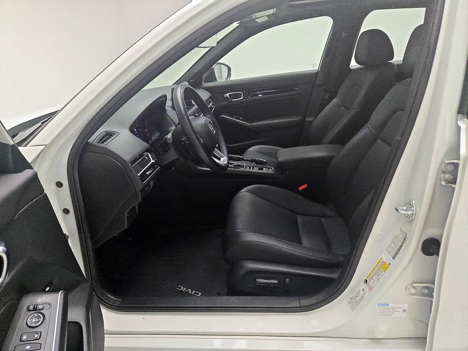 2025 Honda Civic Sport Touring - Photo 12