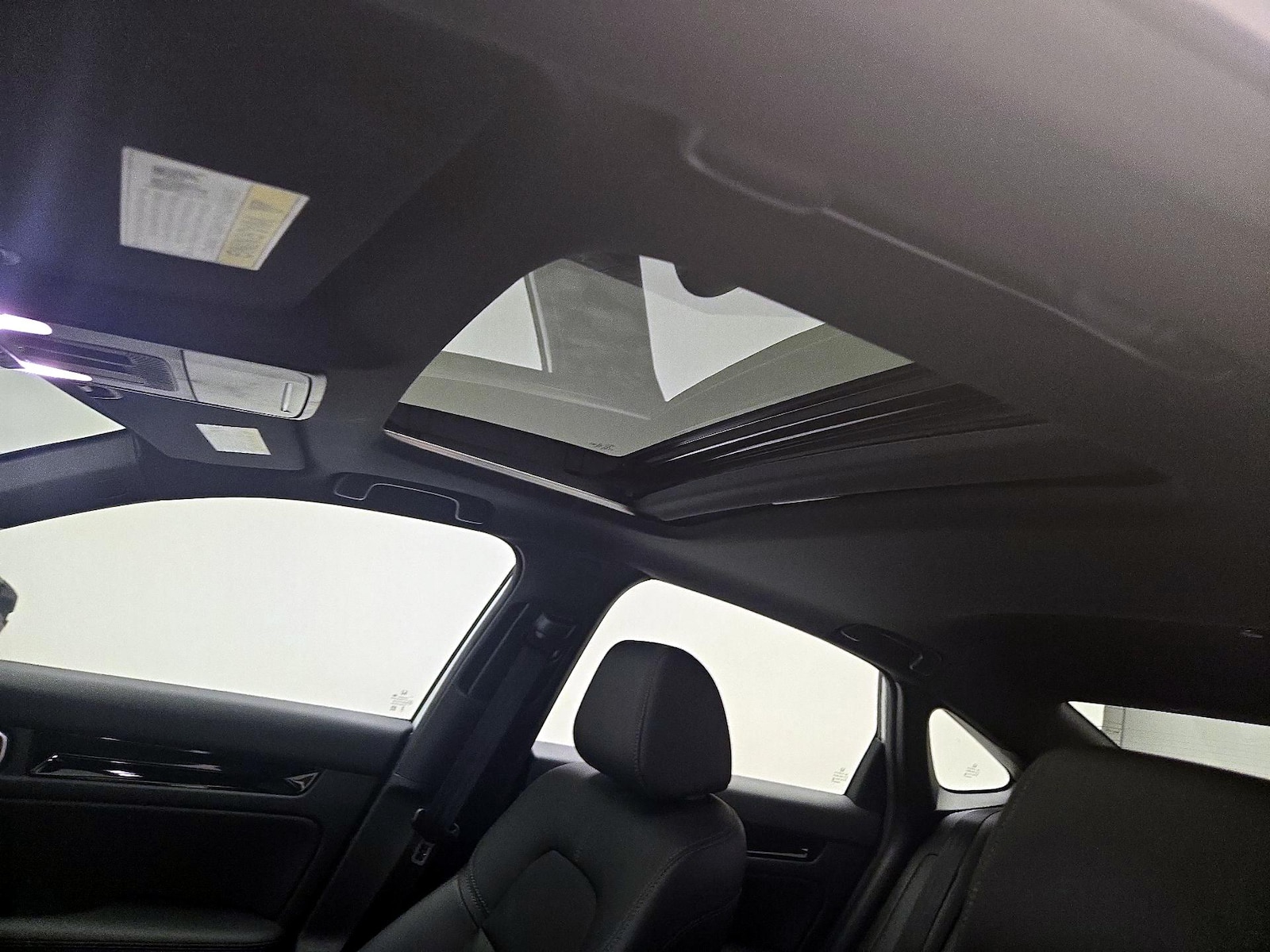 2025 Honda Civic Sport Touring - Photo 20