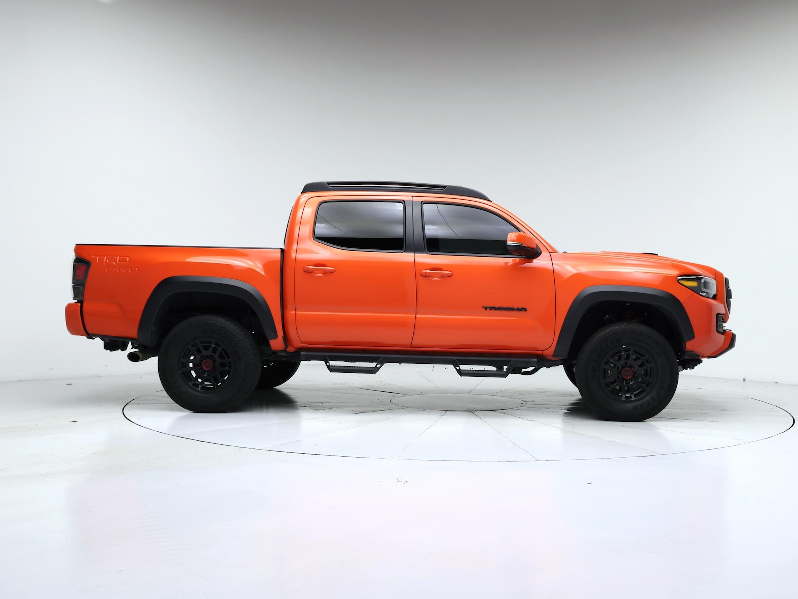 2023 Toyota Tacoma TRD Pro - Photo 8