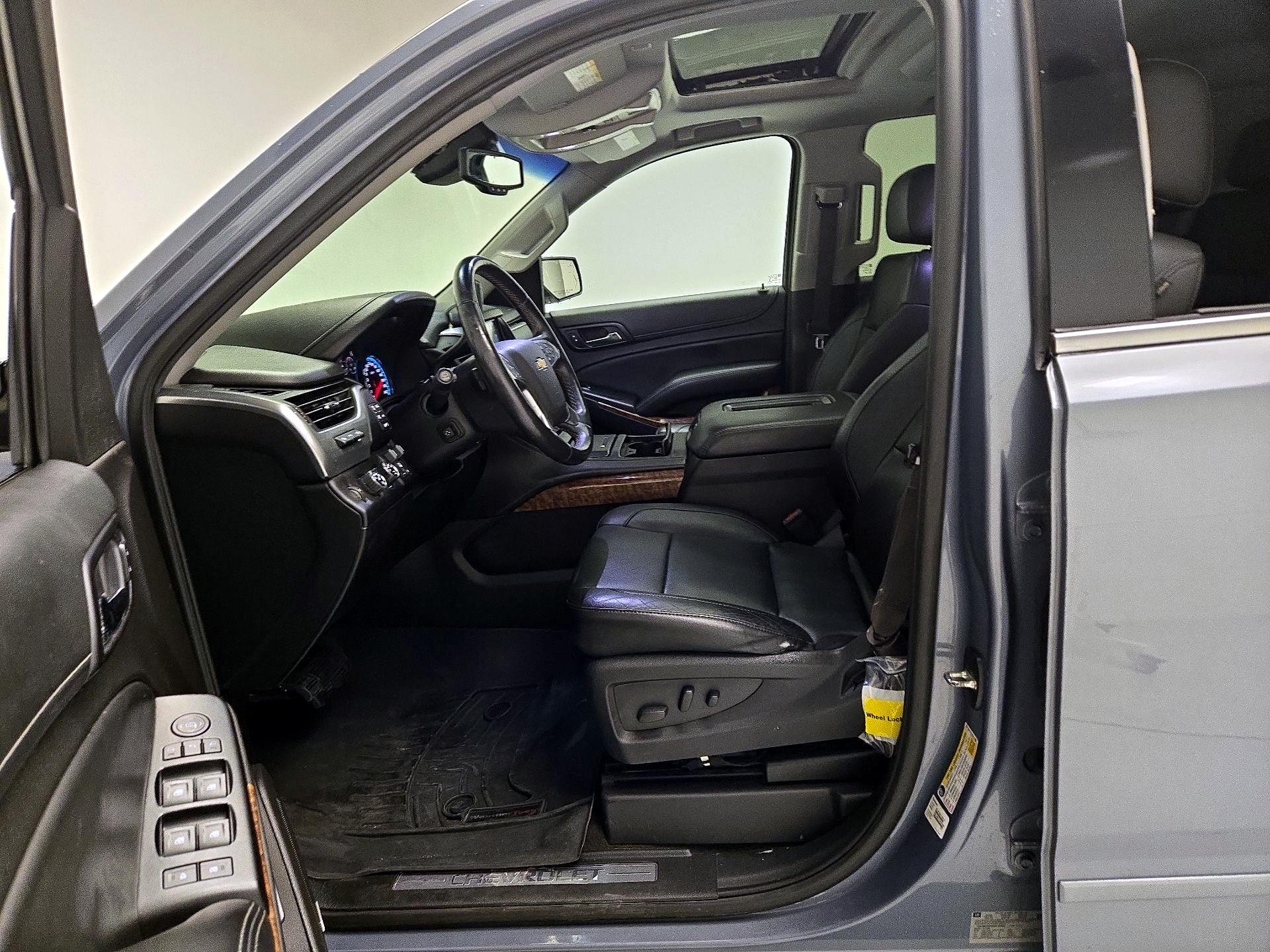 Thumbnail: 2016 Chevrolet Tahoe - 11