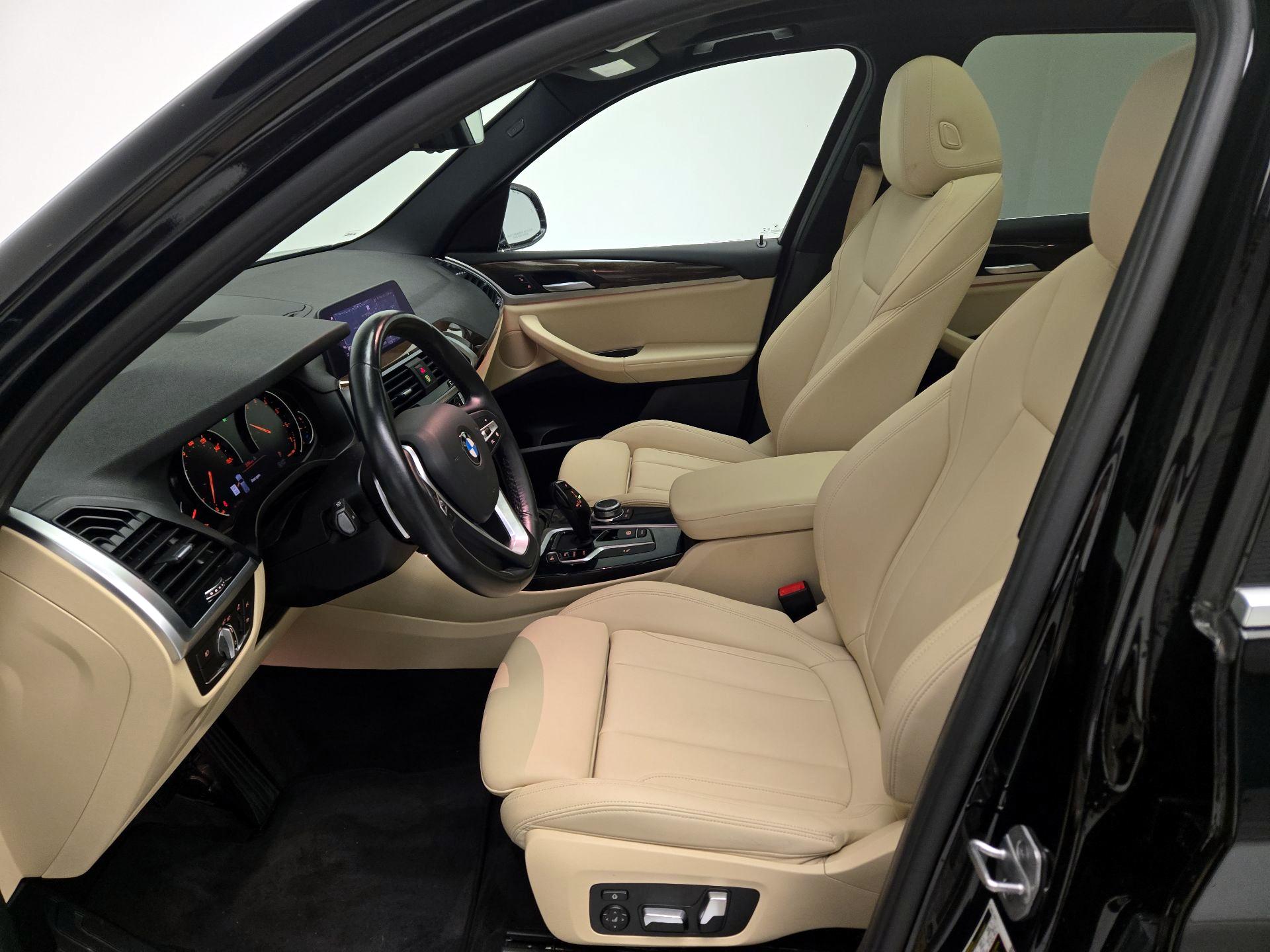 Thumbnail: 2021 BMW X3 - 11