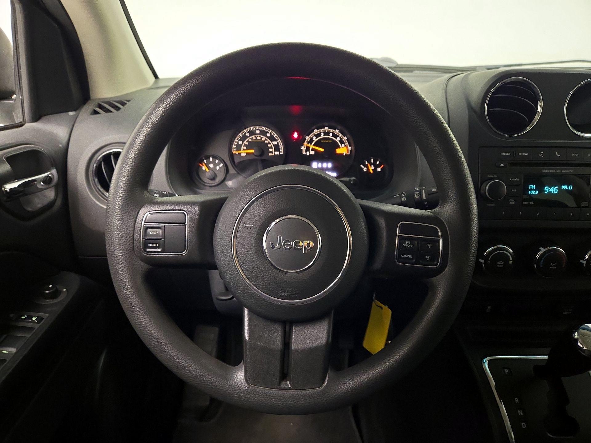 Thumbnail: 2016 Jeep Compass - 10