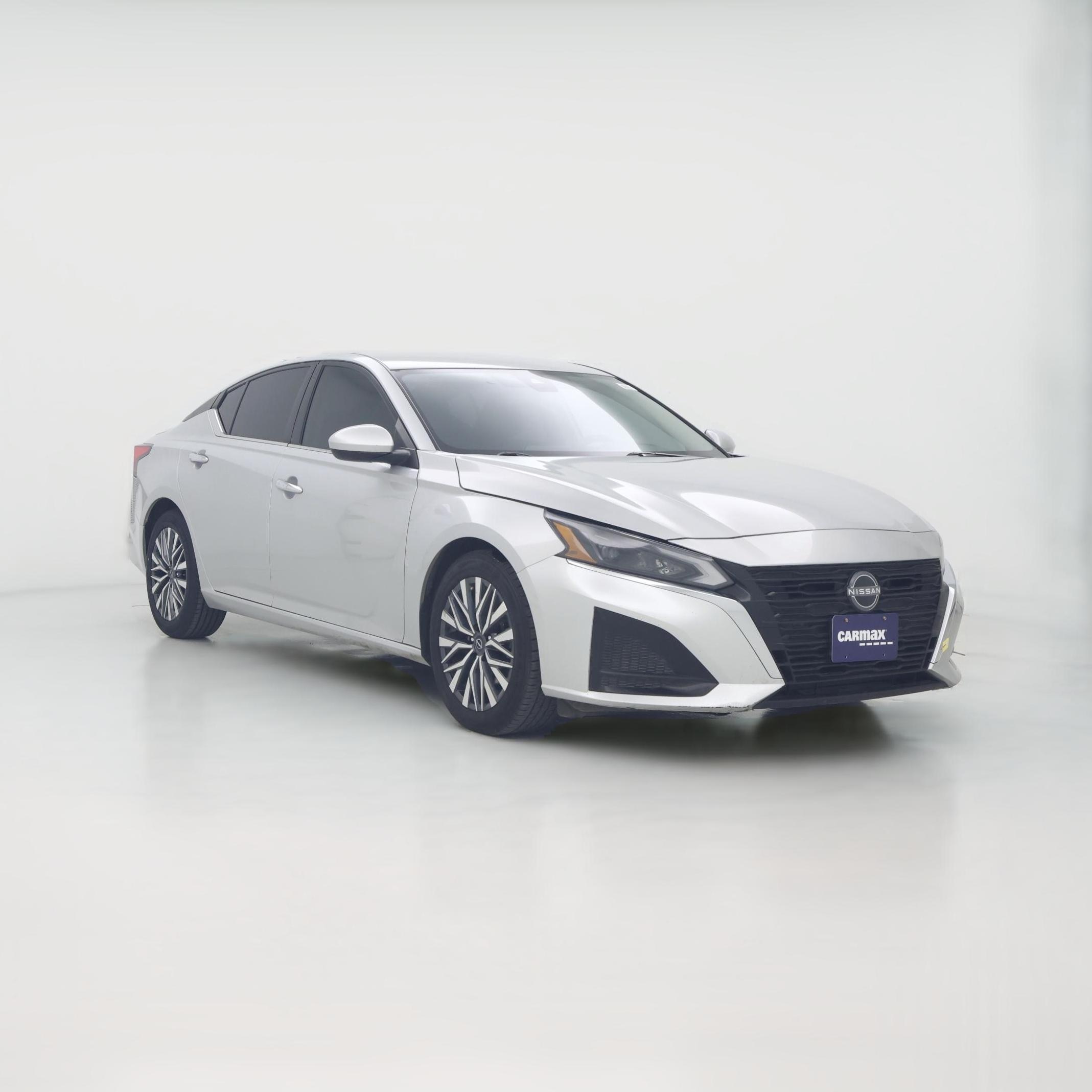 Thumbnail: 2023 Nissan Altima - 1